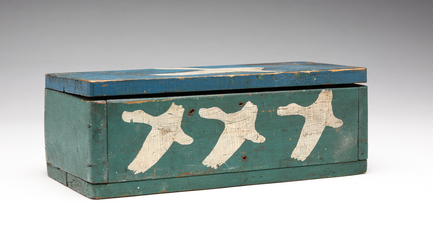 AMERICAN PAINTED BOX. Early 20th century,