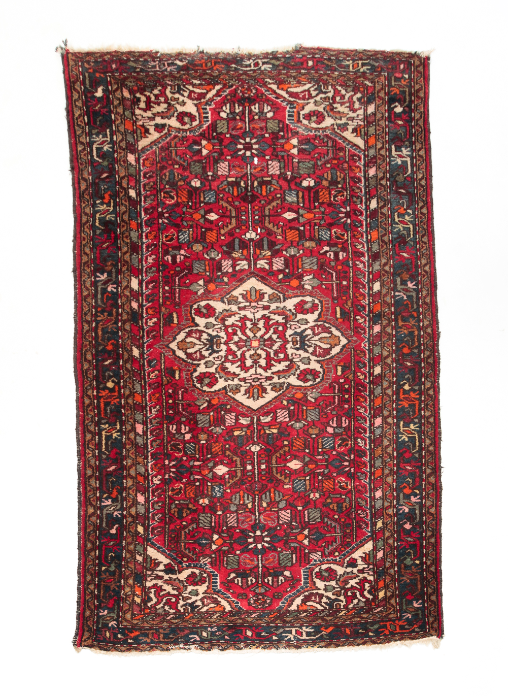 ORIENTAL AREA RUG. Late 20th century: