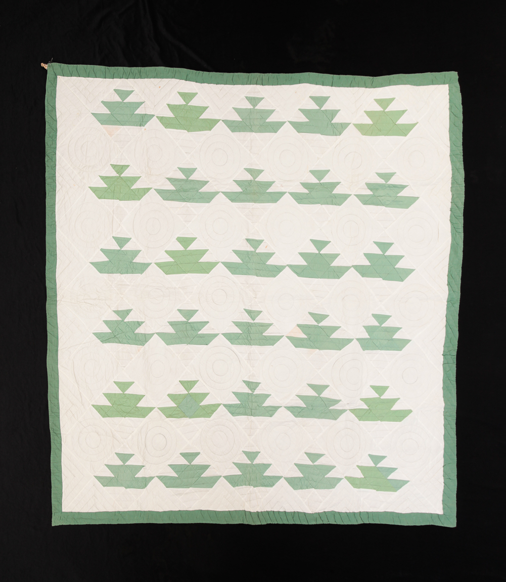 AMERICAN PIECED QUILT Early 20th 2dff6f
