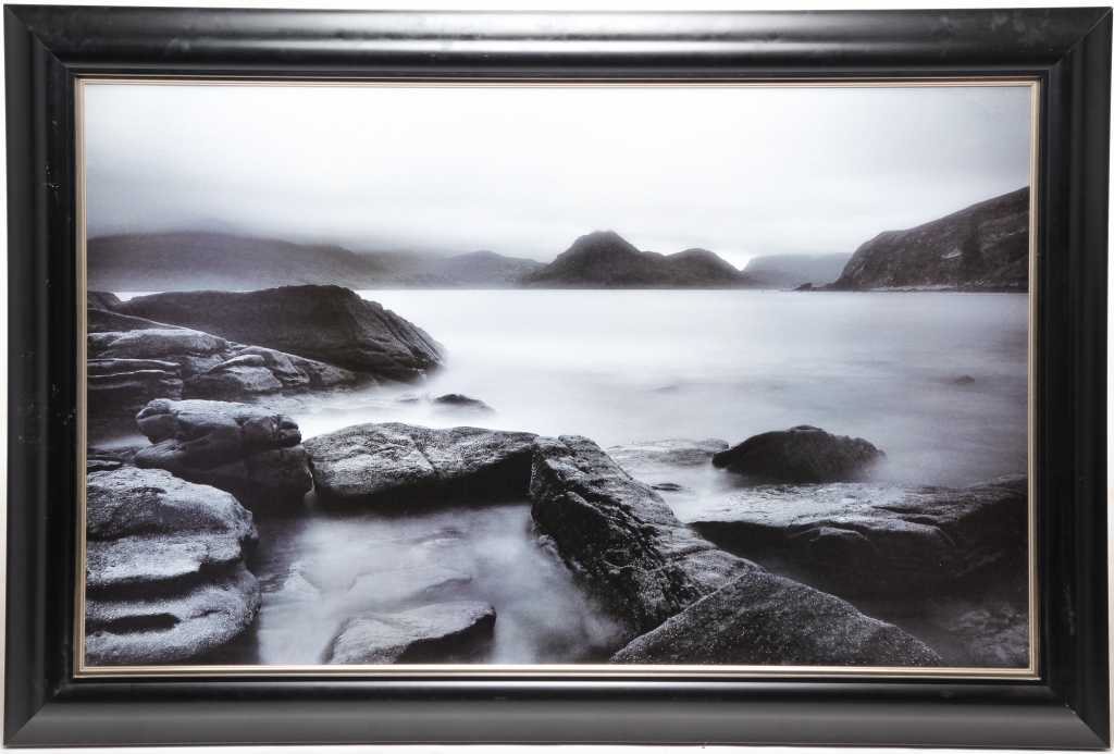 LARGE PHOTOGRAPHIC SEASCAPE PRINT.