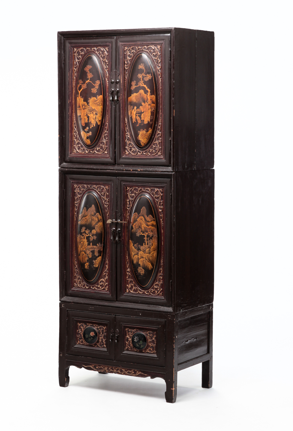 CHINESE LACQUERED CABINET Late 2e016c