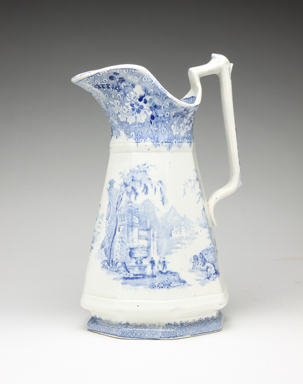 ENGLISH STAFFORDSHIRE PITCHER  2e019b