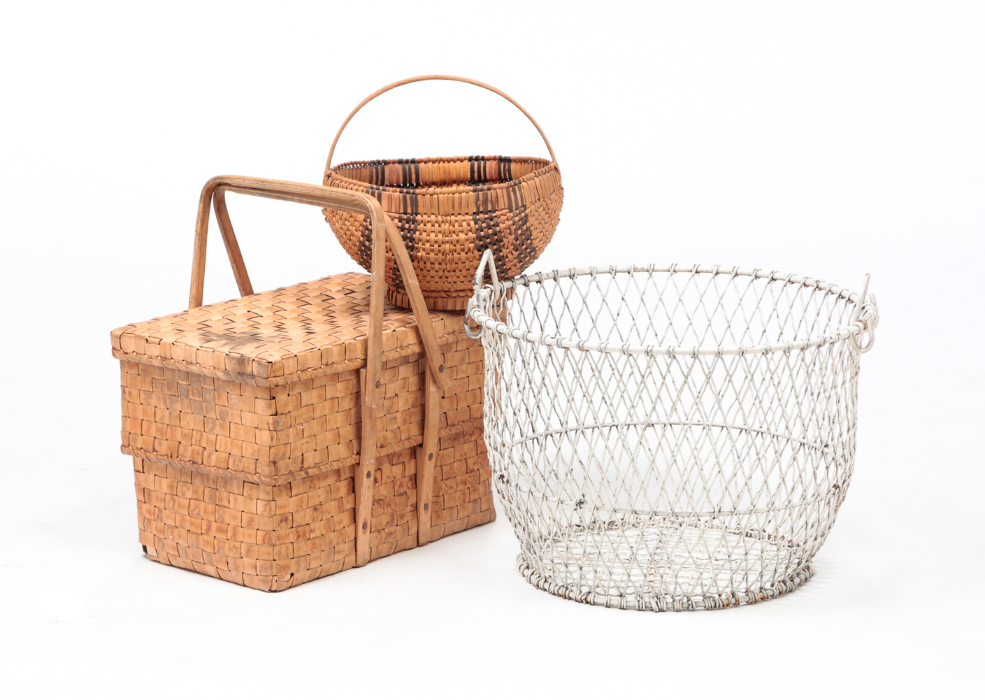 THREE AMERICAN BASKETS. Twentieth century.