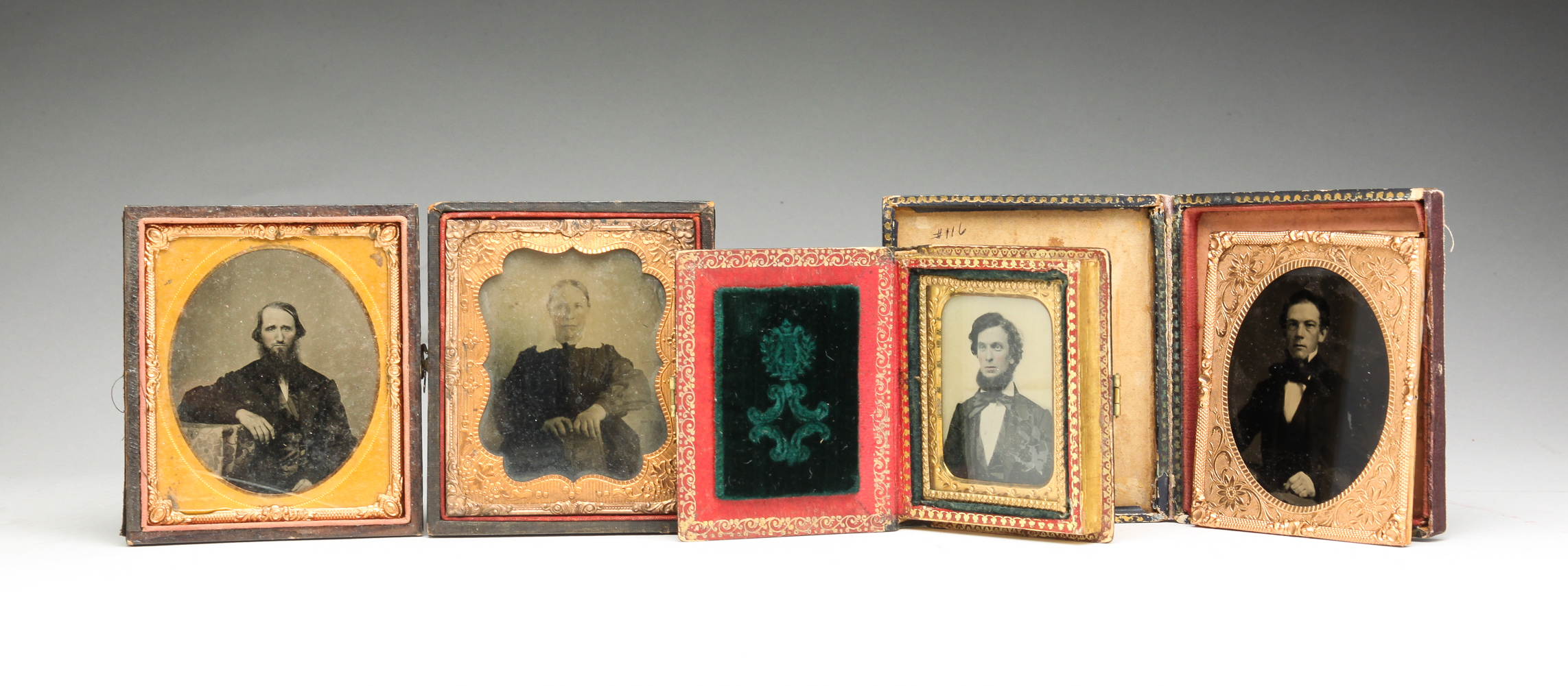 FOUR AMERICAN CASED IMAGES Mid 2e01dc