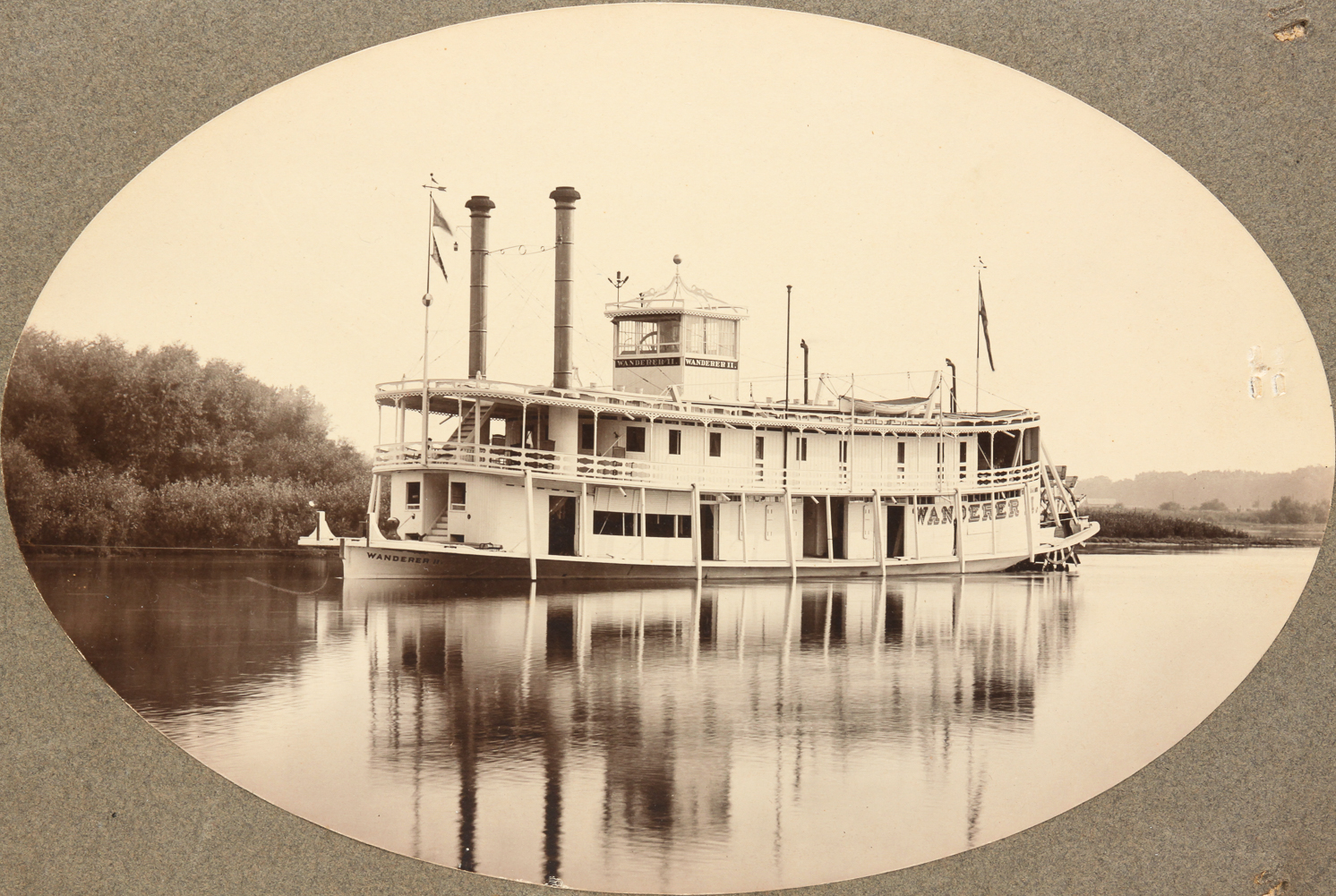 PHOTOGRAPH OF STEAMER WANDERER II. Early