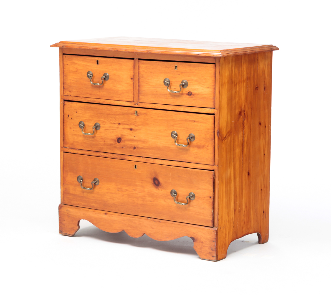 AMERICAN CHEST OF DRAWERS Mid 2e024a