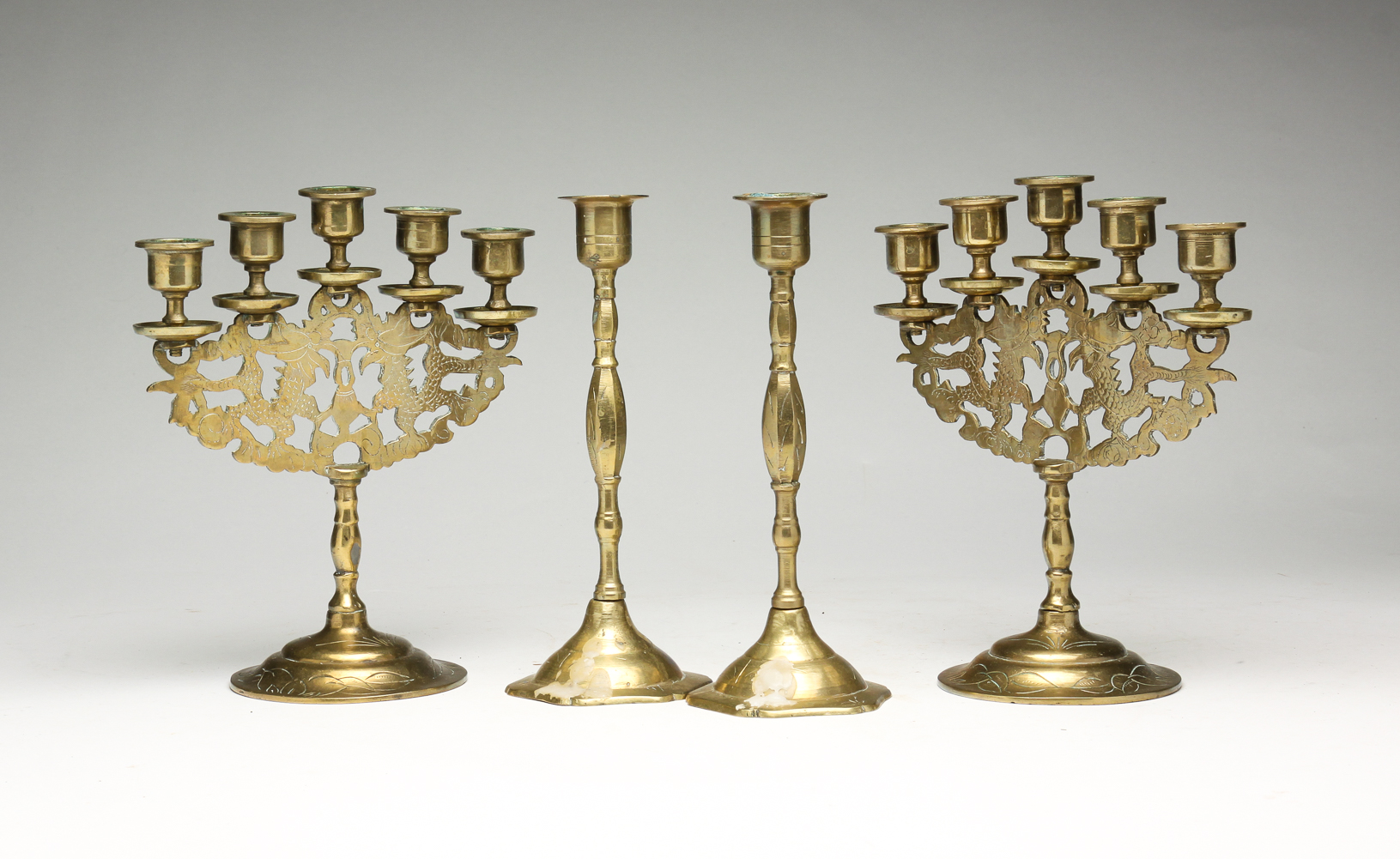 TWO PAIR CHINESE BRASS CANDLESTICKS  2e027d