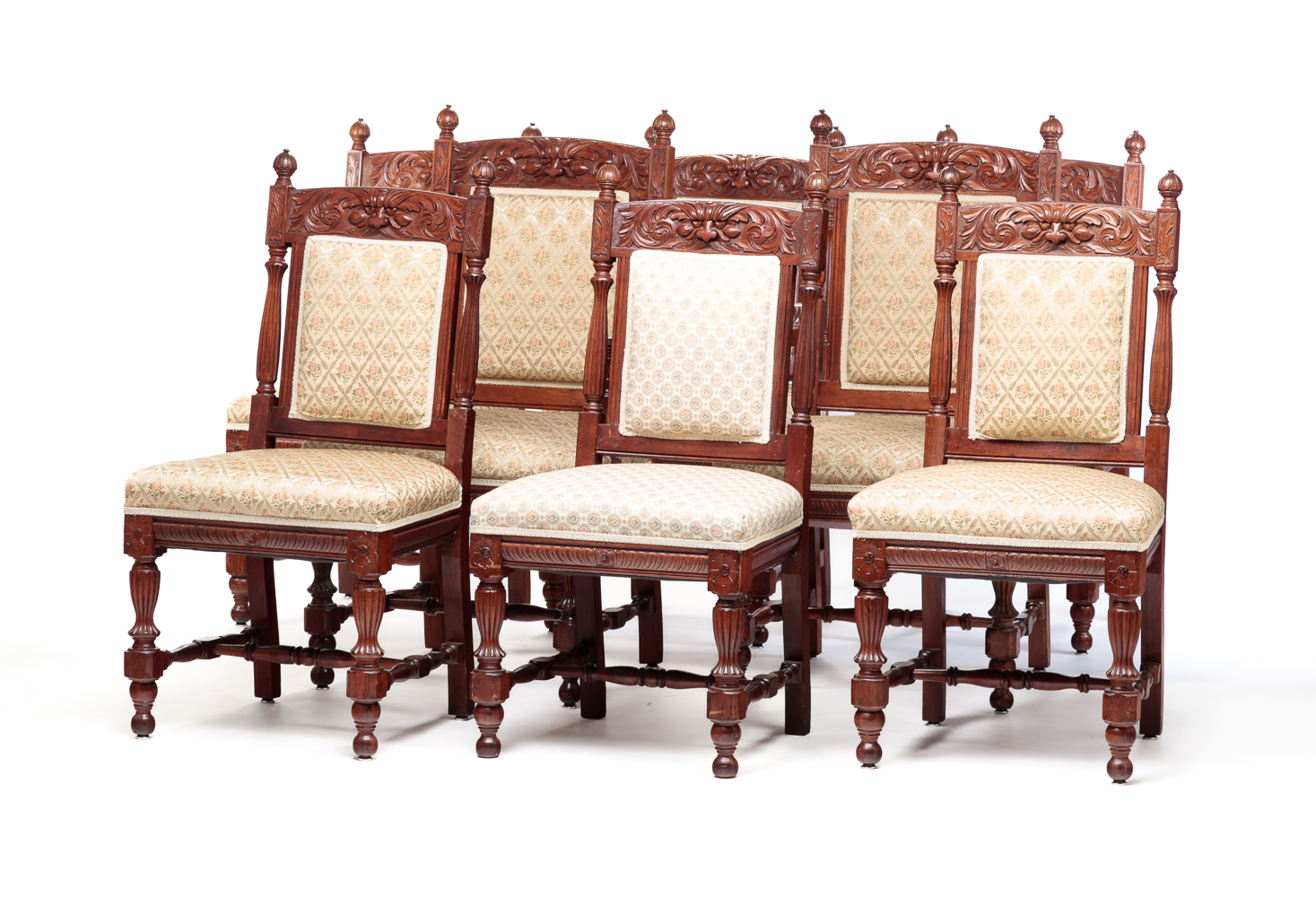 EIGHT AMERICAN CARVED DINING CHAIRS  2e028b