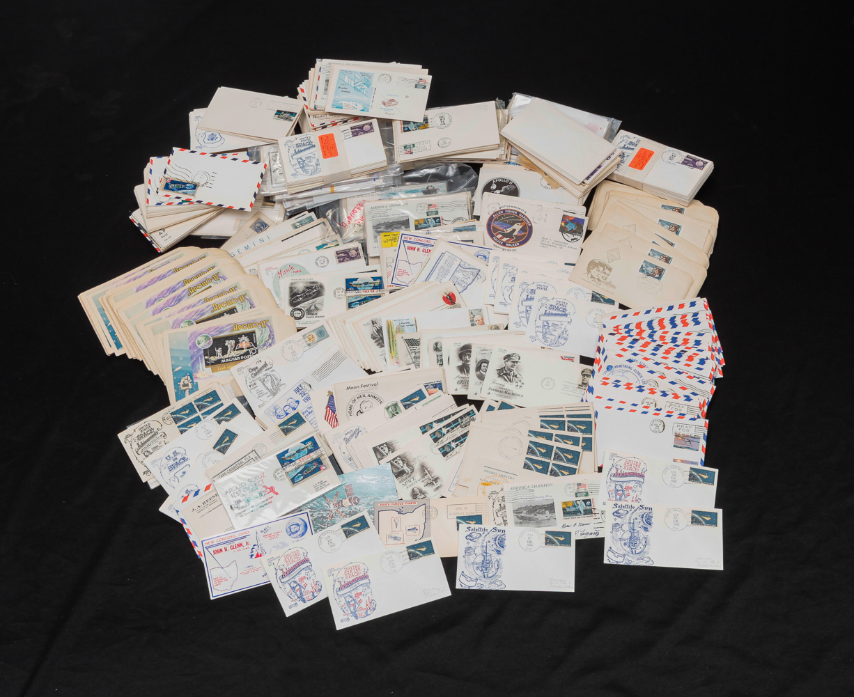 GROUPING OF FIRST DAY COVERS Mid 2e02ec