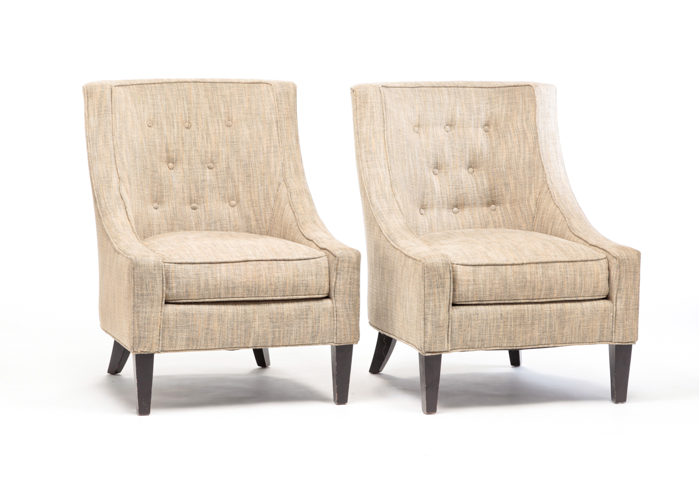 PAIR OF CONTEMPORARY CLUB CHAIRS.