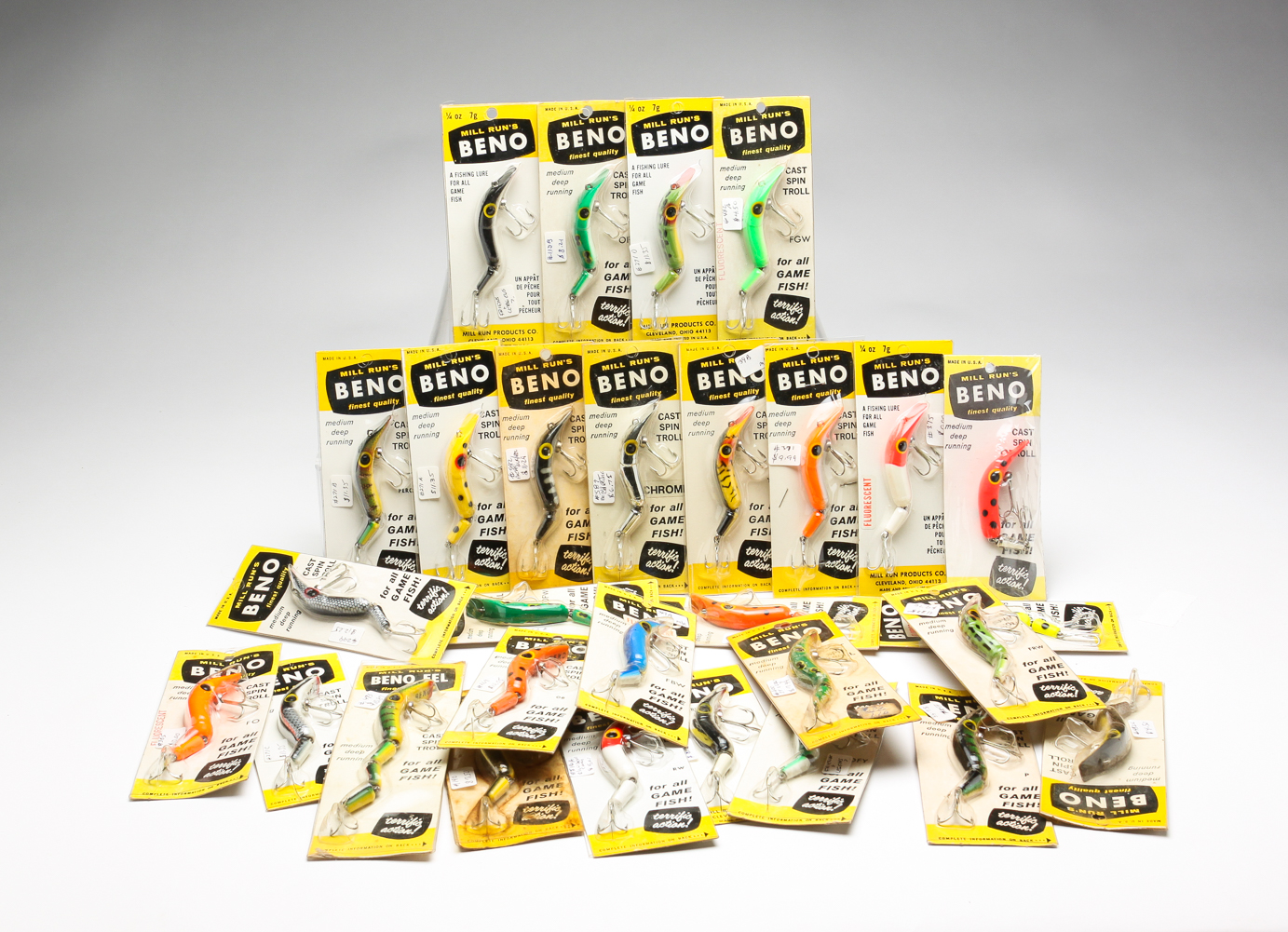 THIRTY ANGLER'S PRIDE "BENO" LURES.