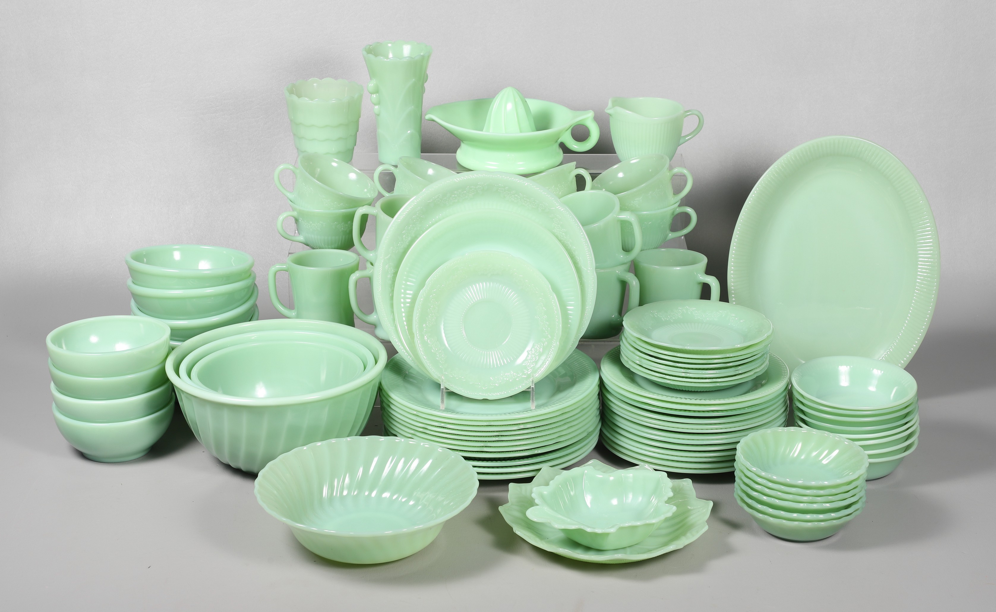 Fire King and style jadeite grouping 2e05e0