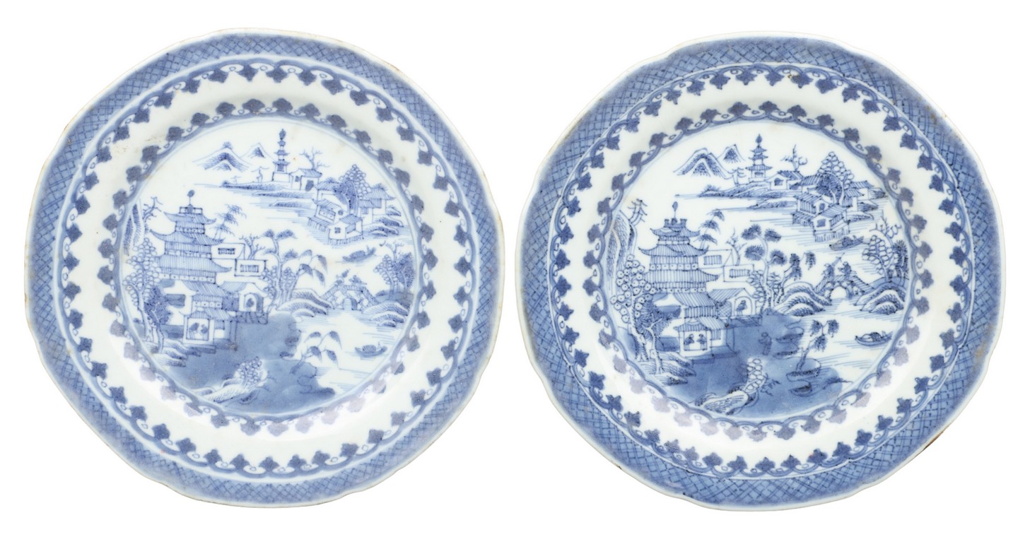  2 Chinese blue white porcelain 2e070f