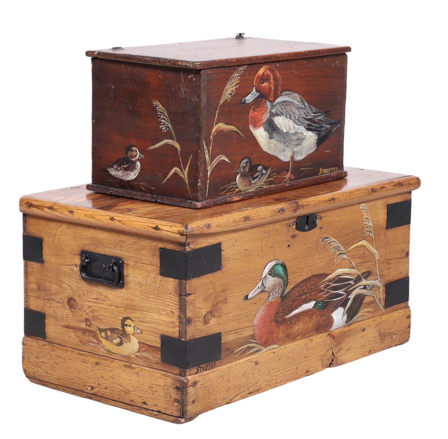  2 Diminutive hand painted chests  2e075f