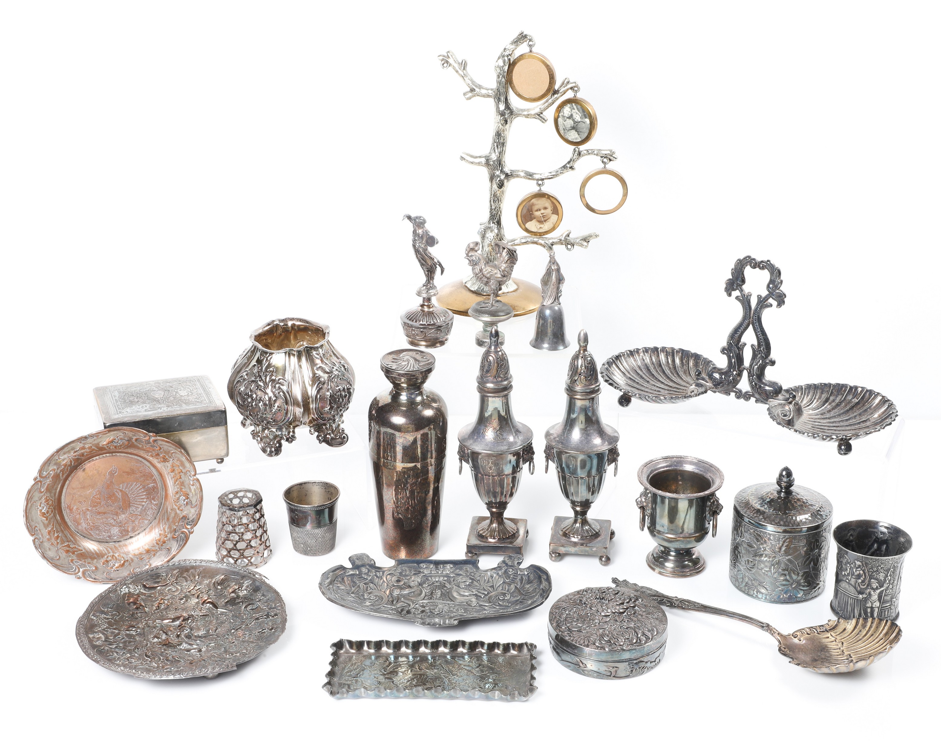 Large lot of silver plate items  2e0776