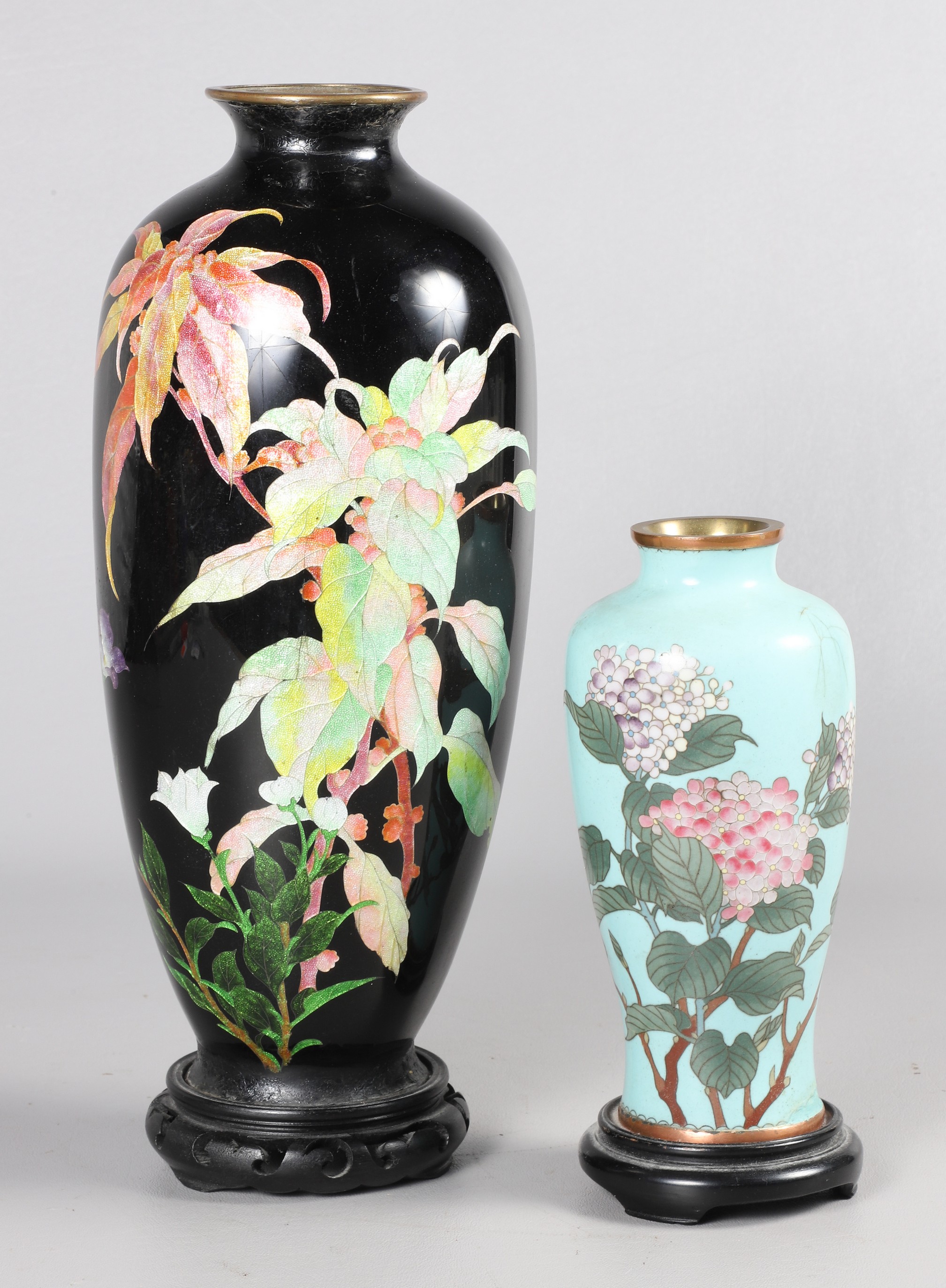  2 Japanese cloisonne enamel vases  2e08ca