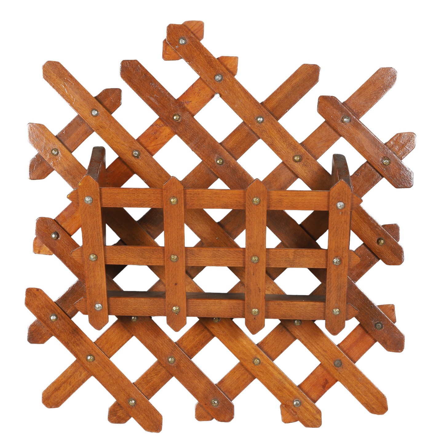 Wood lattice wall pocket/newspaper