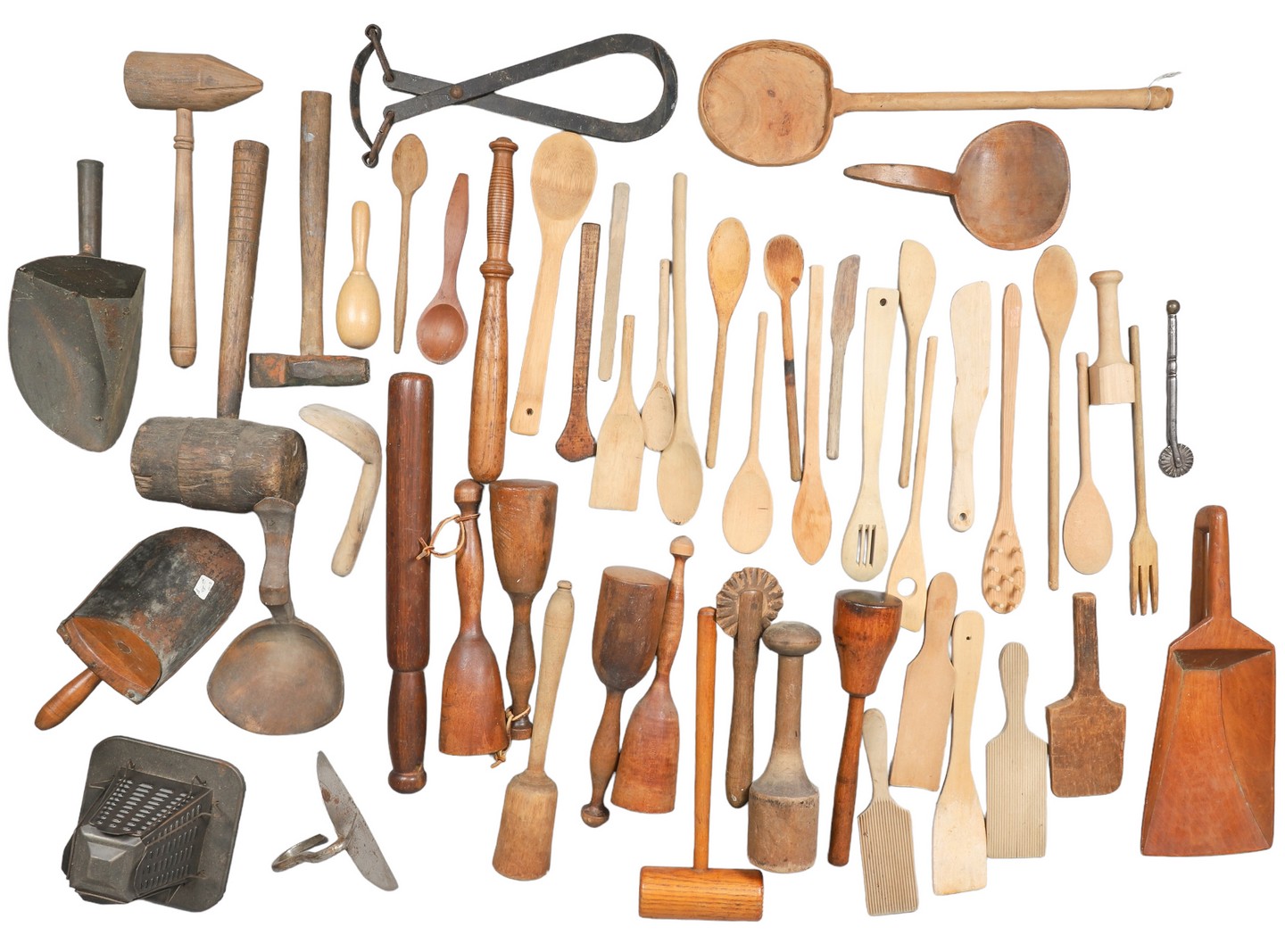 Wood and metal kitchen implements 2e093f