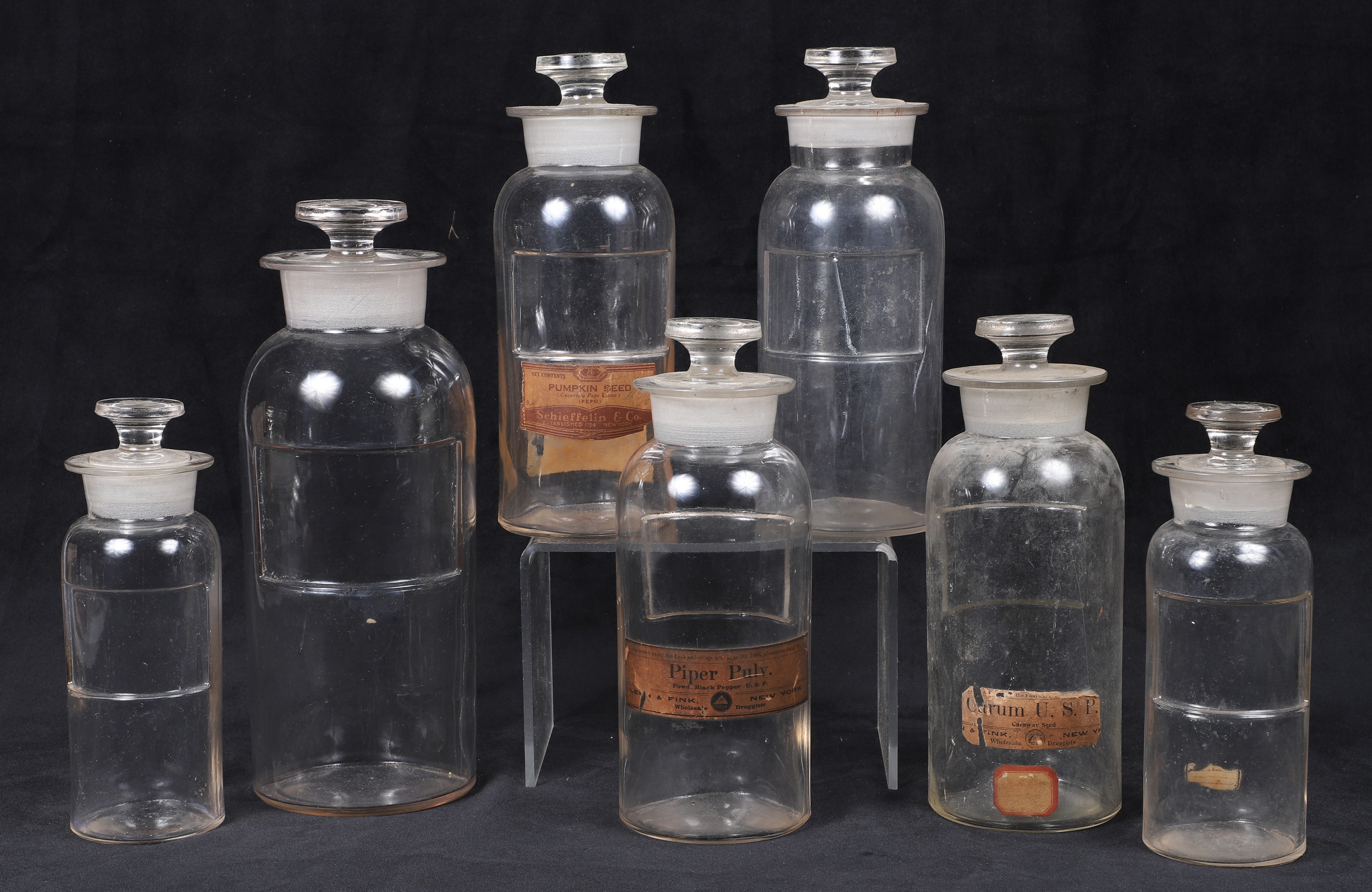 (7) Clear glass apothecary jars, c/o