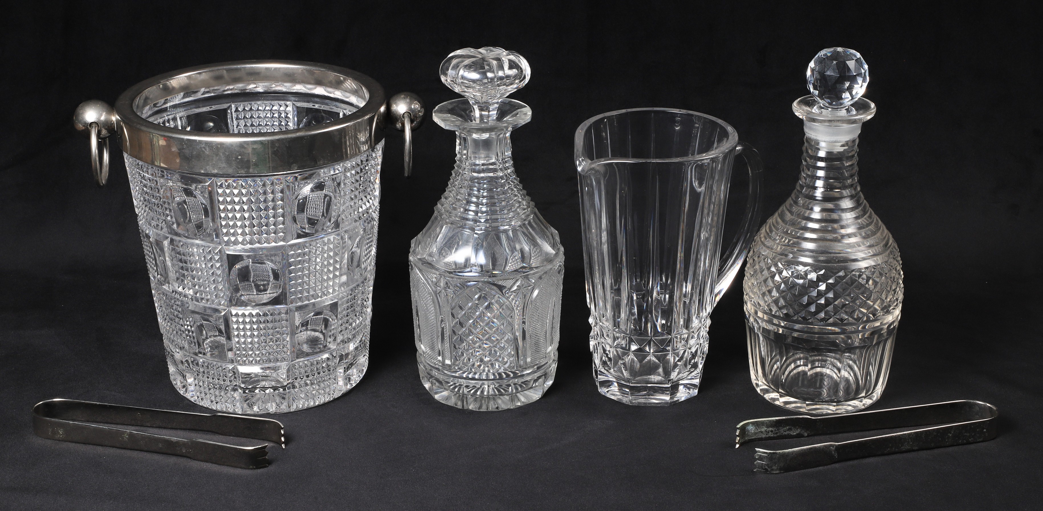  4 Decanters ice bucket and pitcher 2e098f