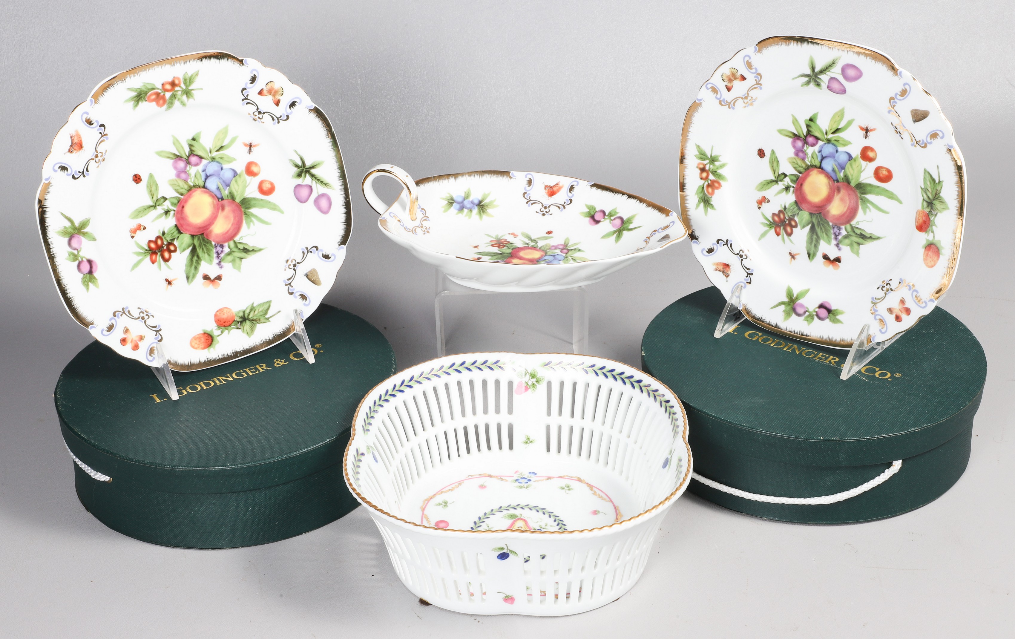 Porcelain fruit plates, nut dish, reticulated