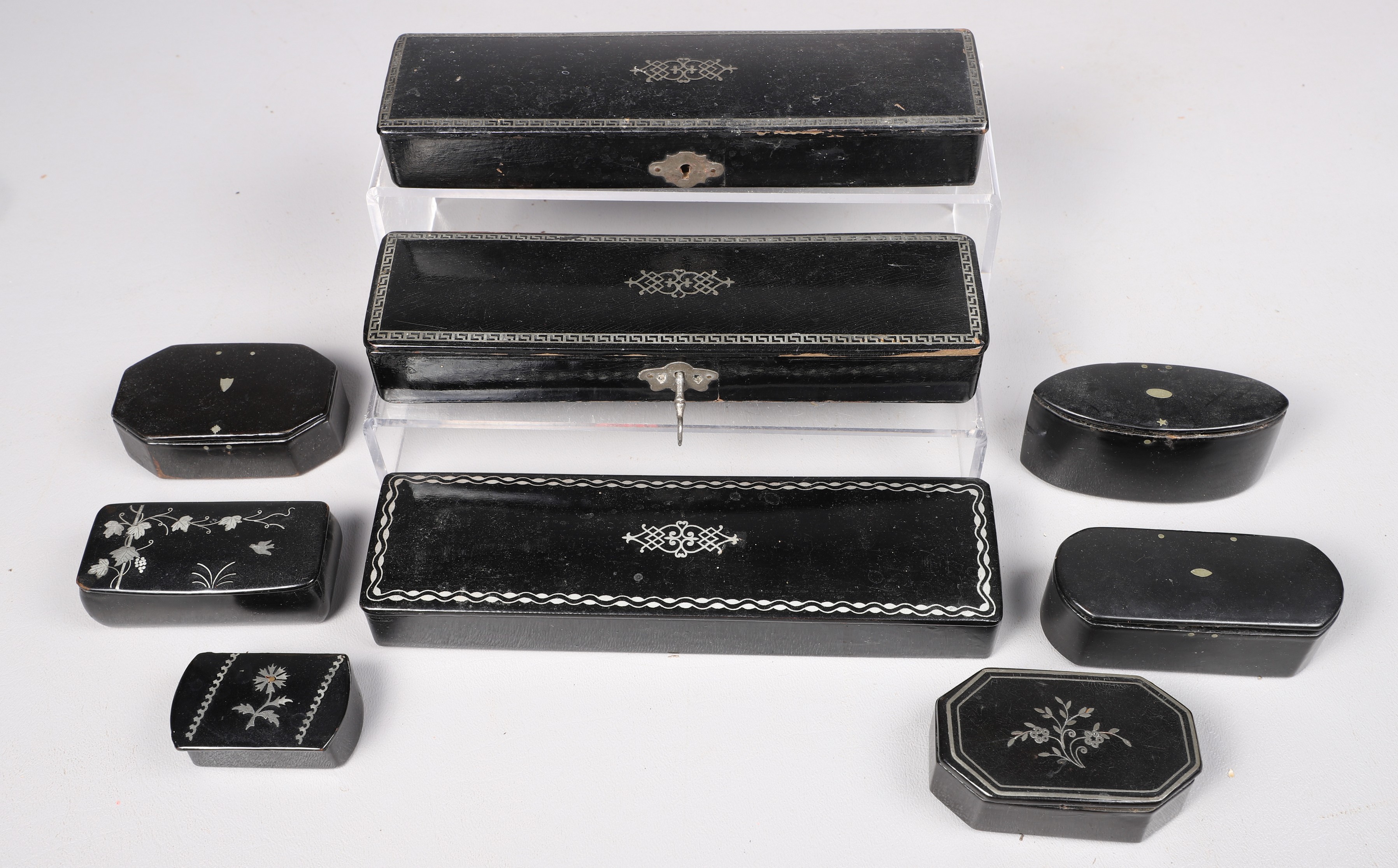 (9) Silver inlaid lacquer boxes,