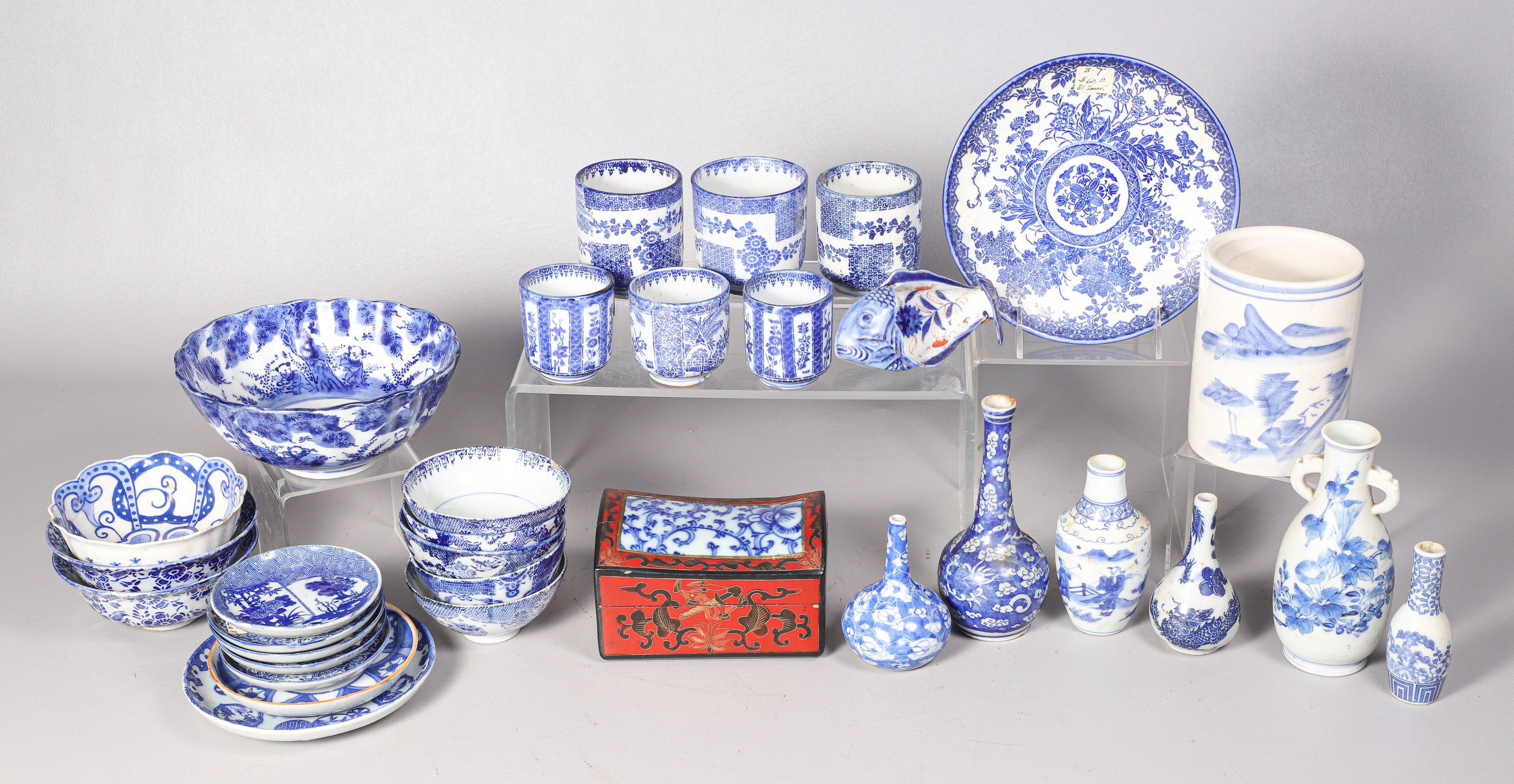  30 Pcs Asian blue white porcelain  2e0a95