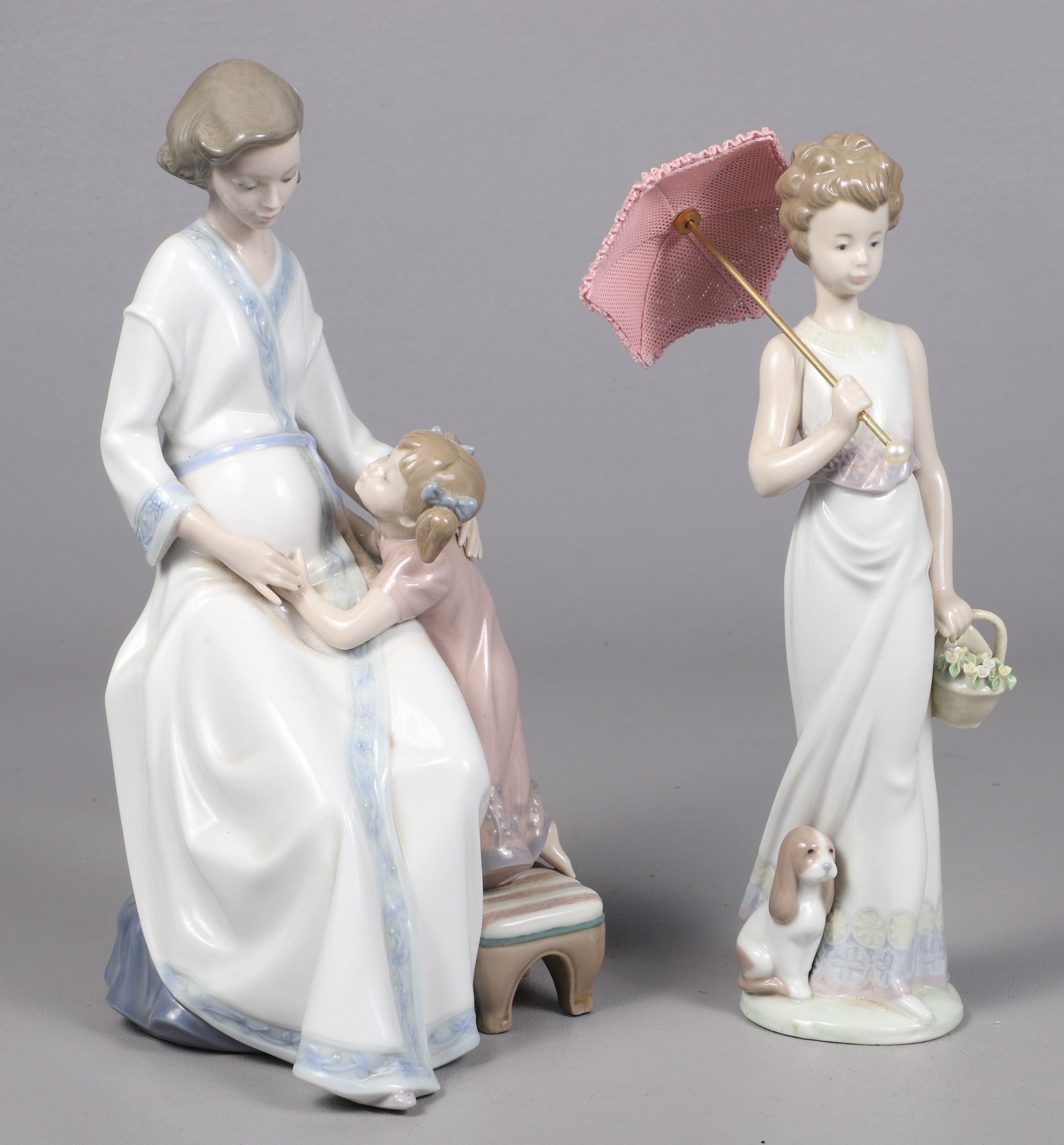  2 SIgned Lladro porcelain figurines  2e0bba
