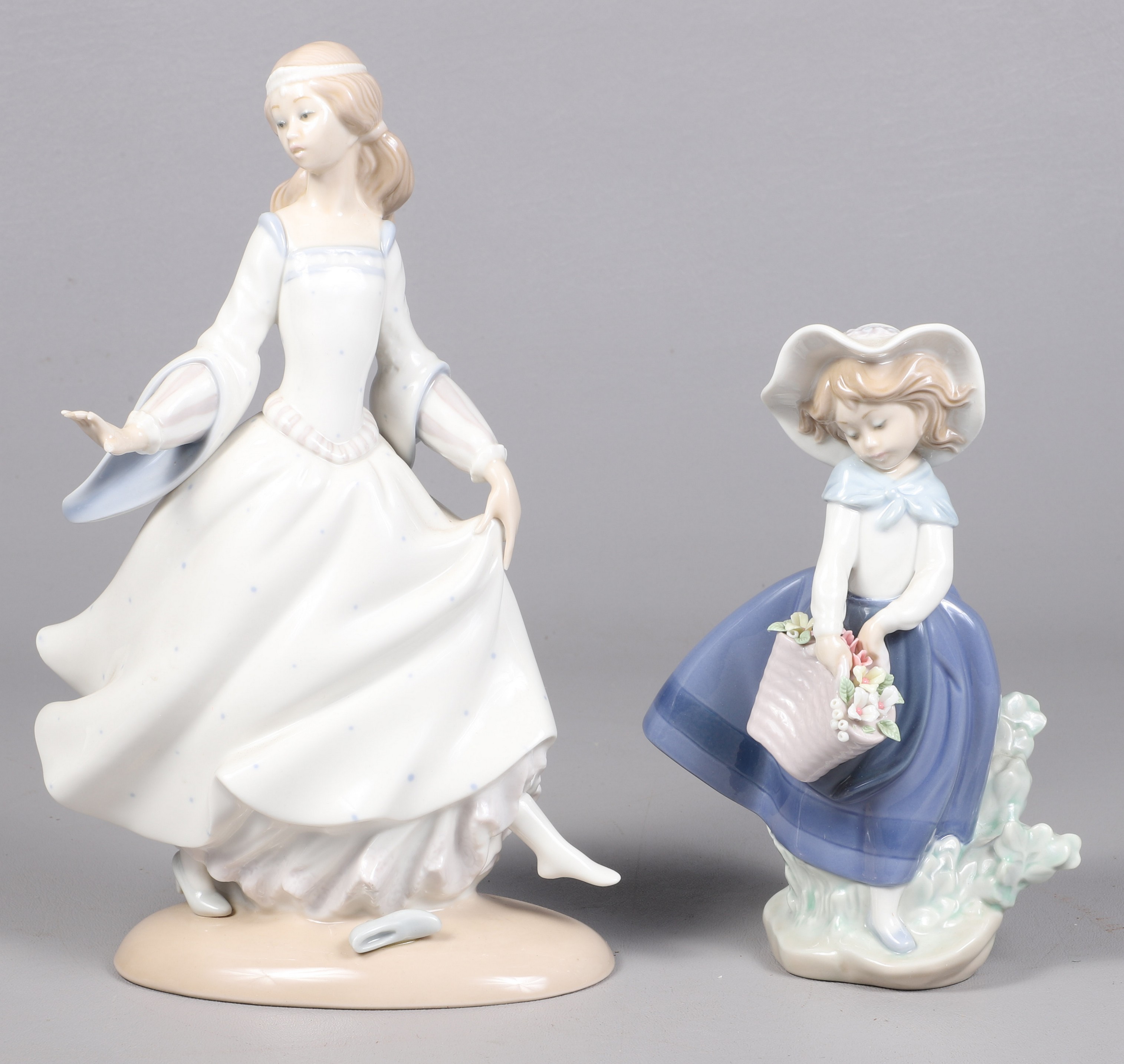 (2) Lladro porcelain figurines, c/o