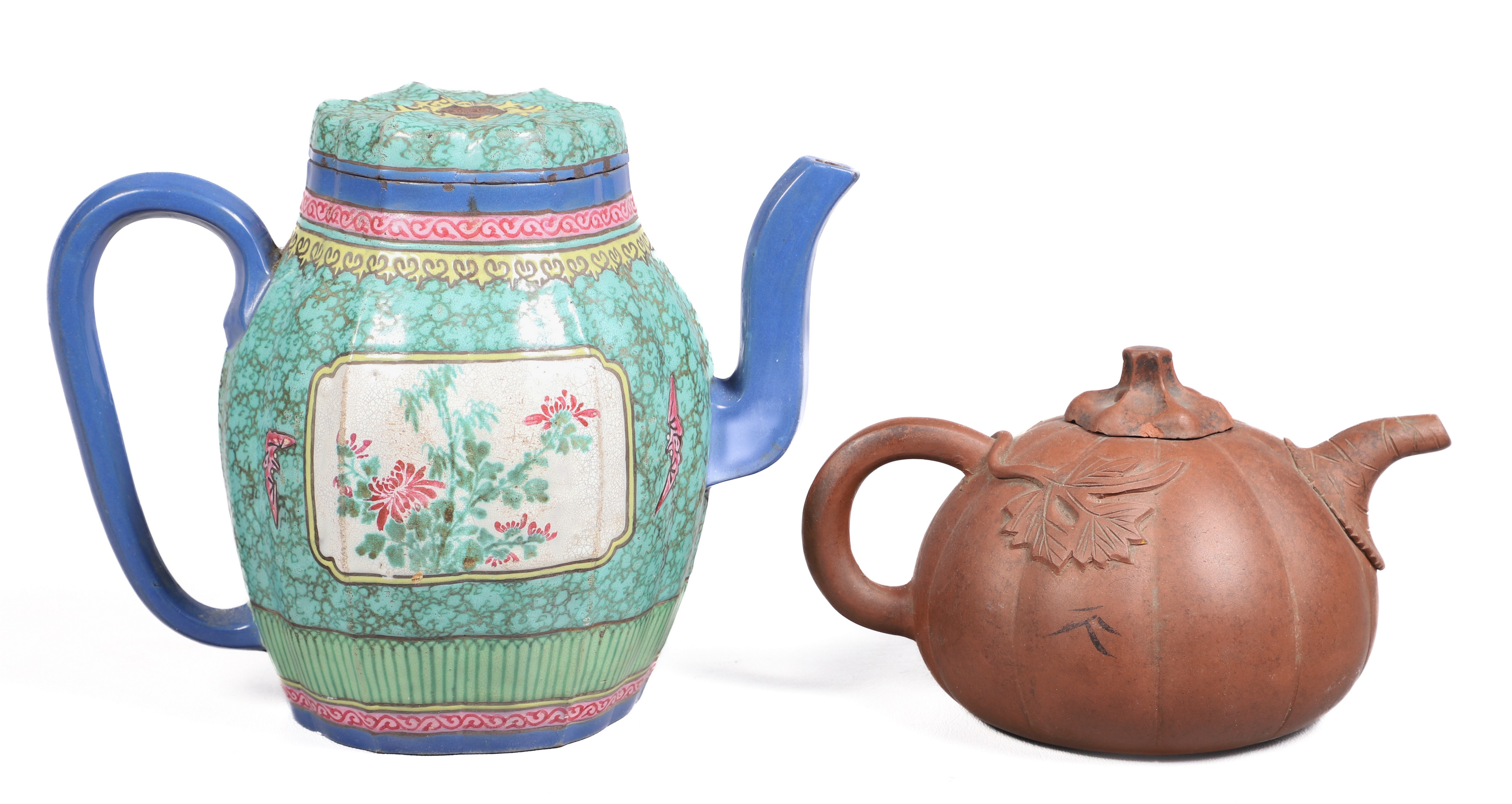 (2) Chinese yixing pottery teapots,