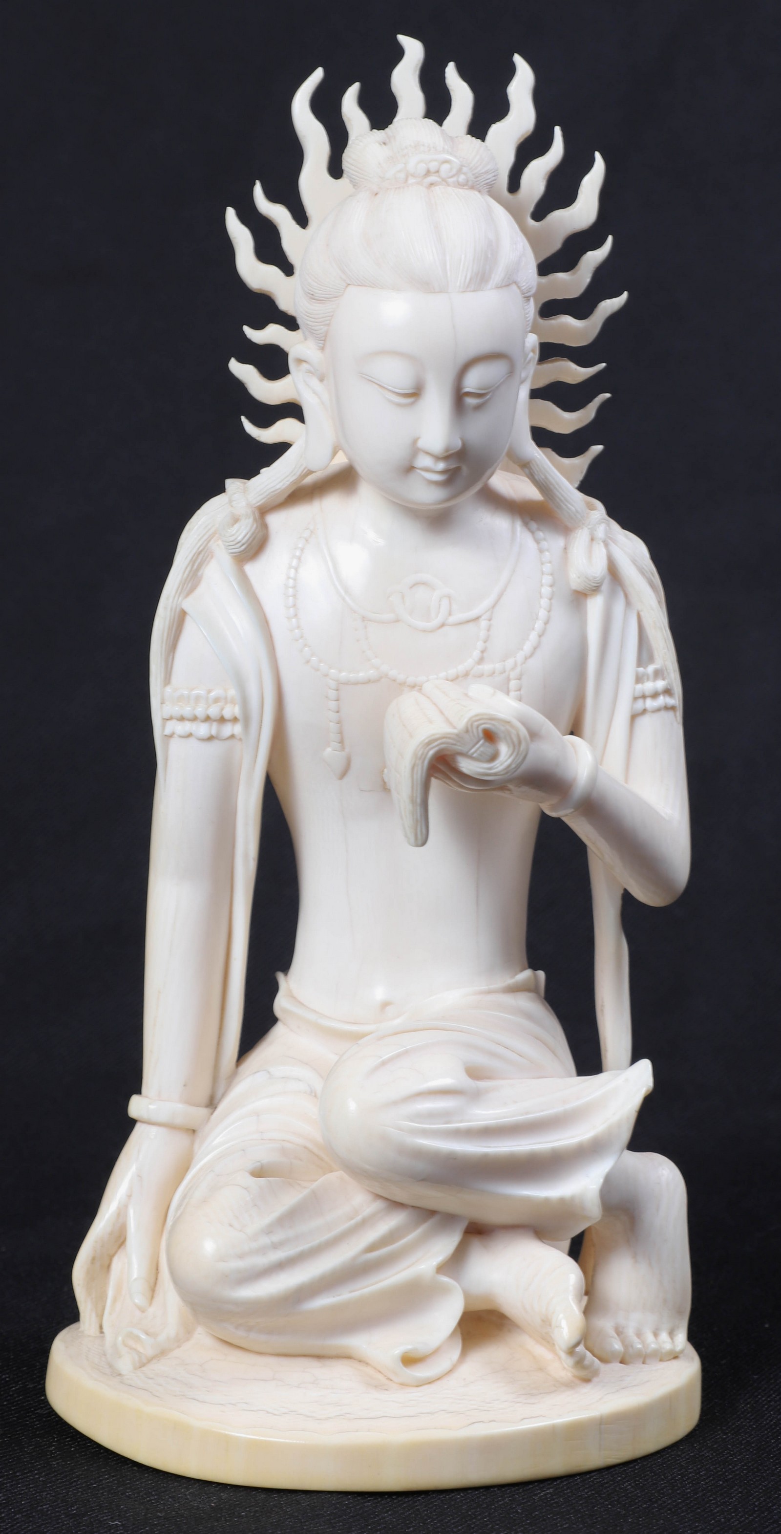 A Large Finely Carved Ivory of 2e0d07