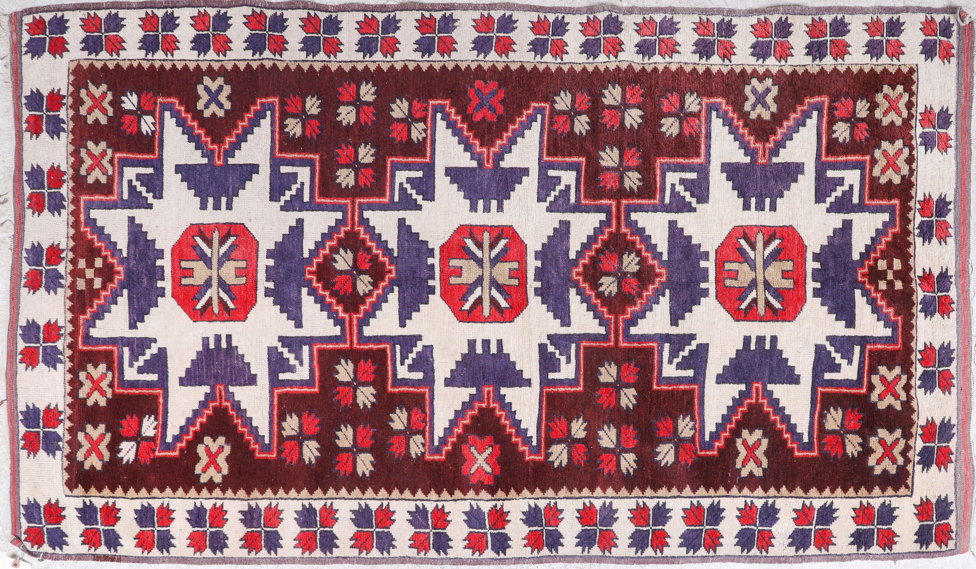 3'6" X 6'3" Turkish Throw rug,