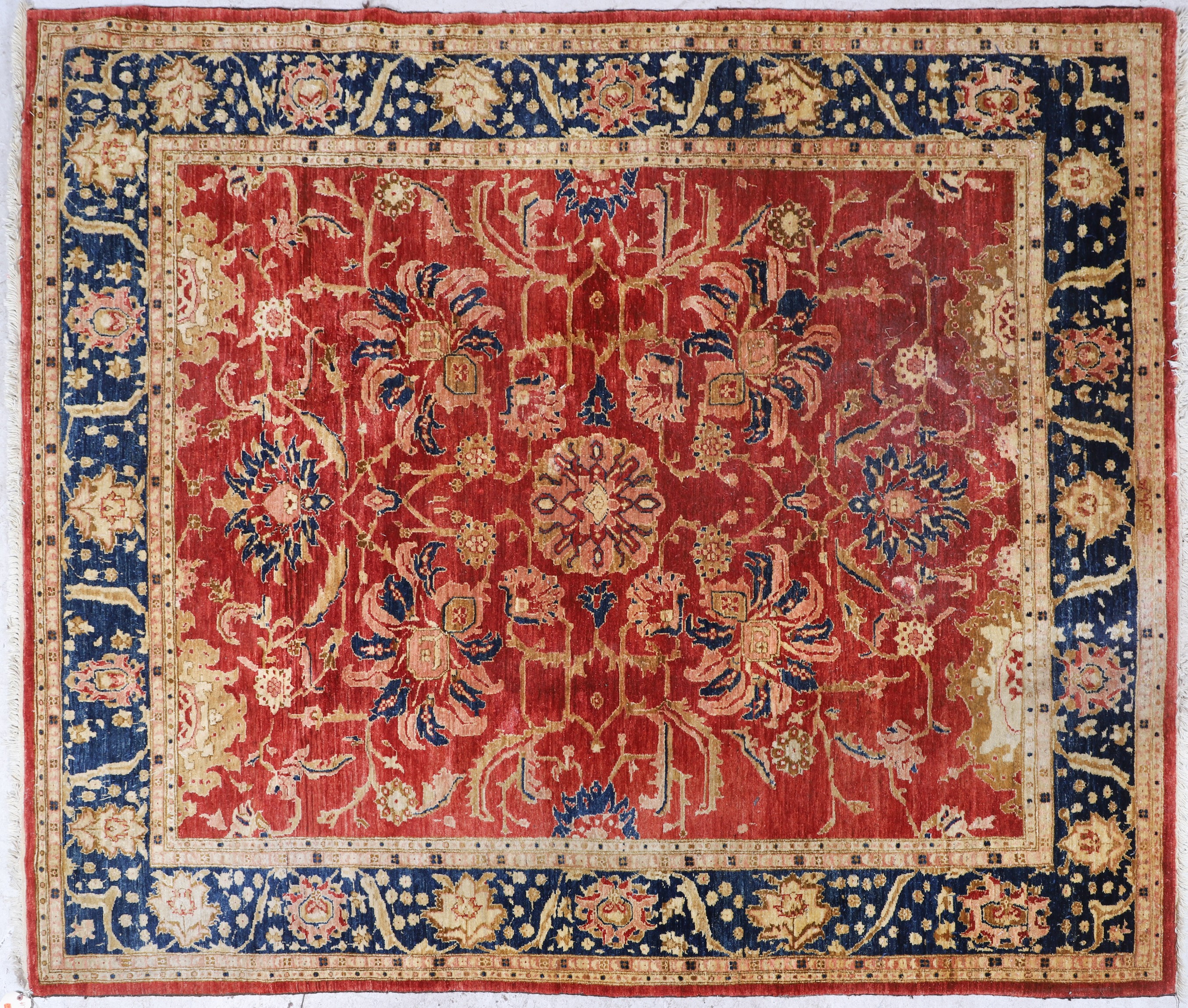 7'9" X 9'7" Turkish Area Rug