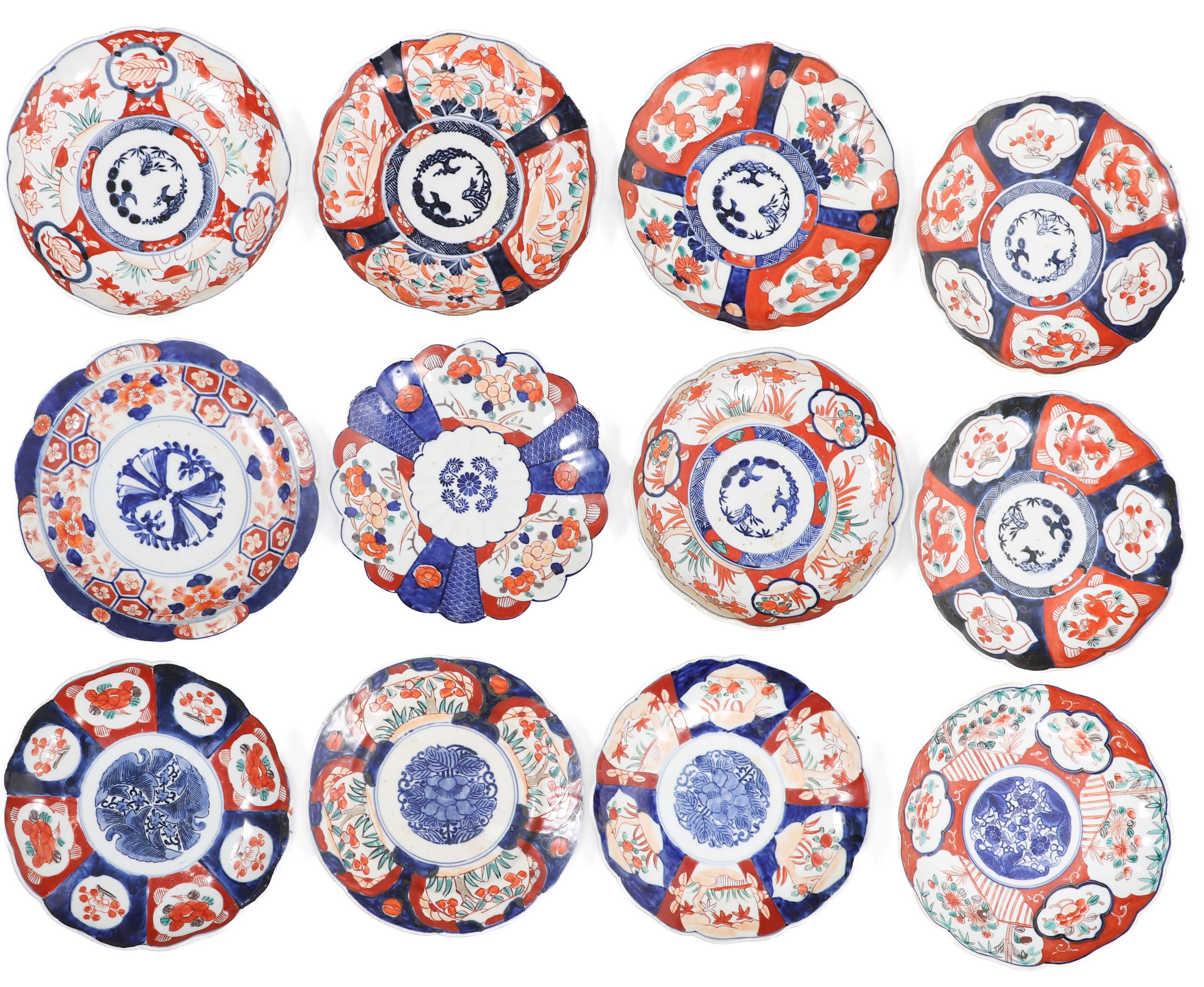 (12) Japanese Imari porcelain plates,