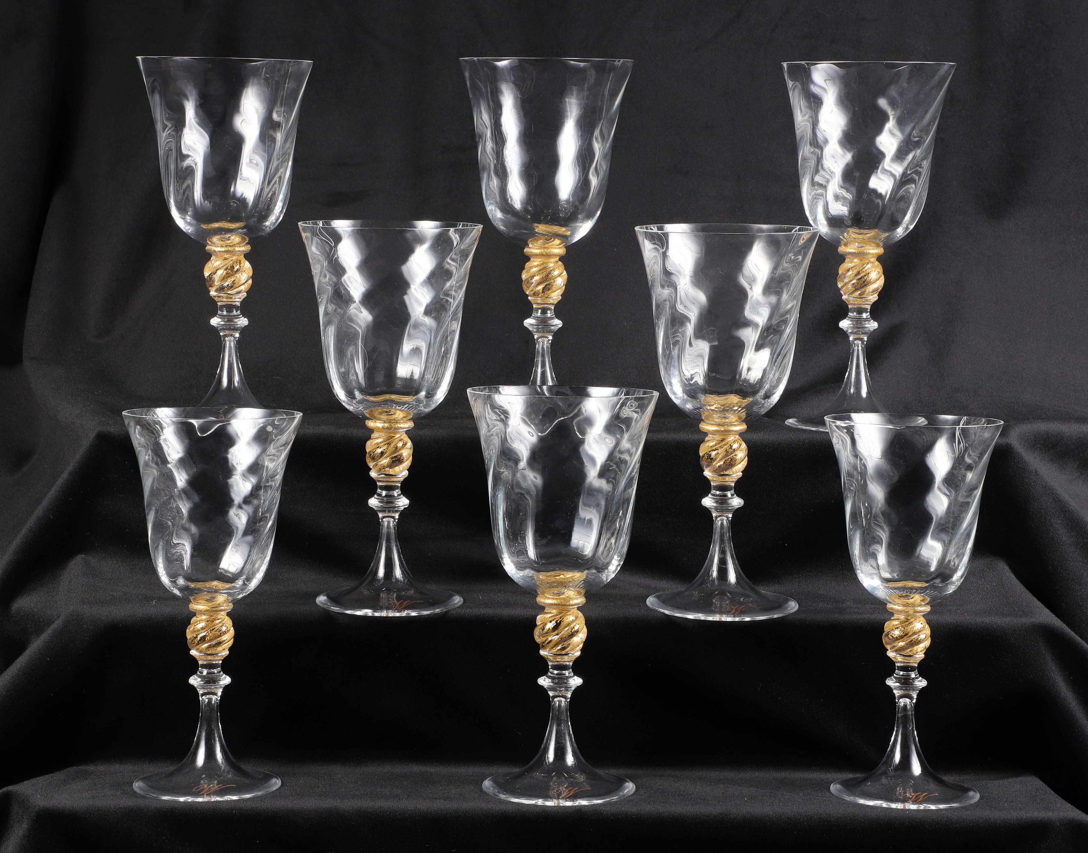  8 Murano glass wine goblets  2e10a5