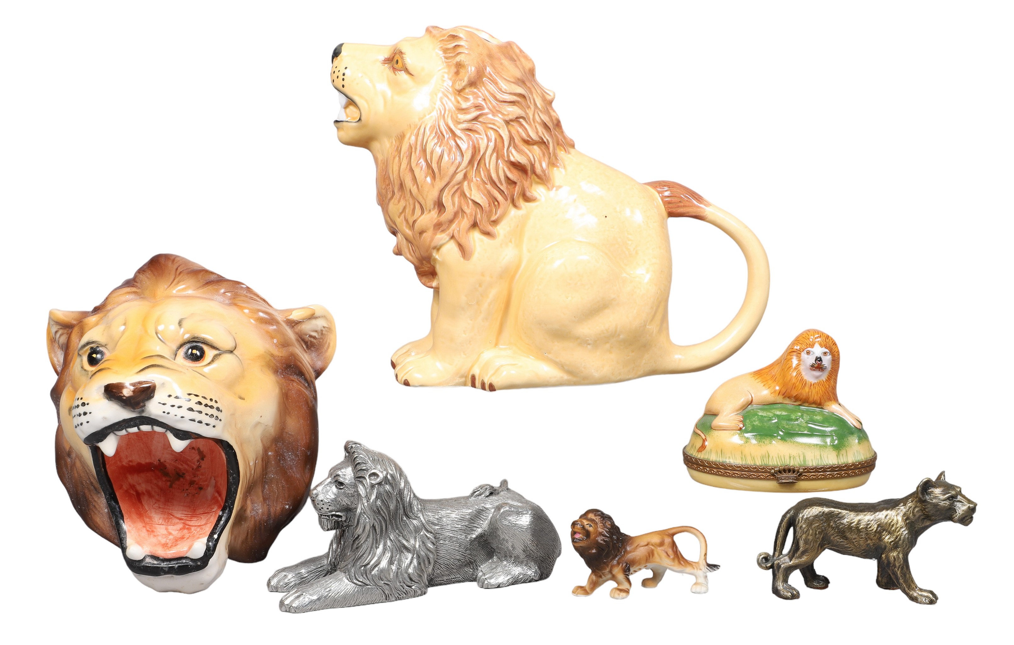  6 Lion figurines c o Limoges 2e1190