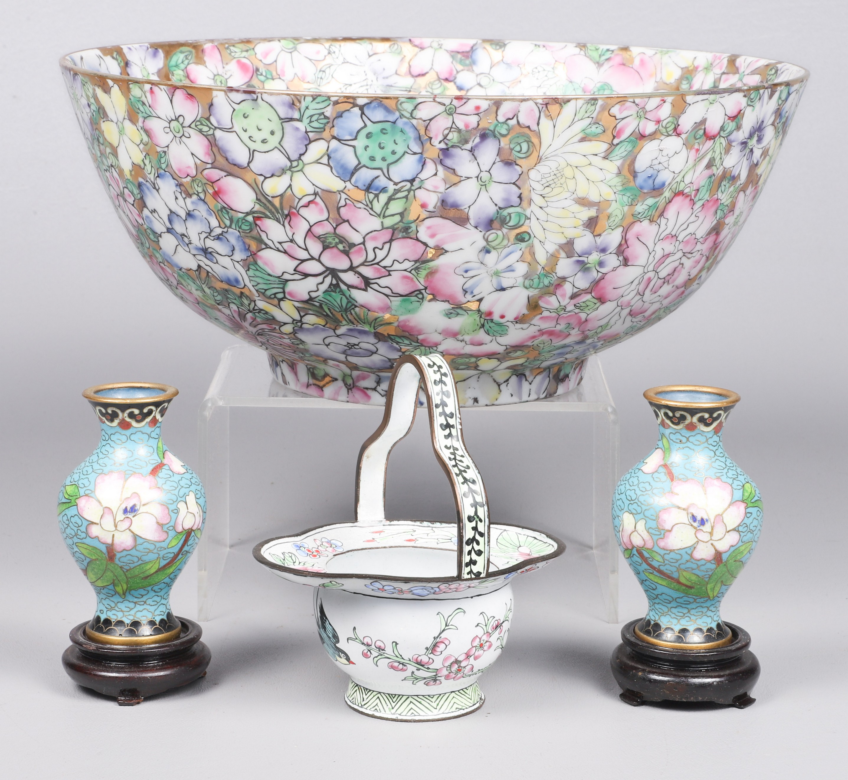  4 Asian items c o Japanese porcelain 2e11df