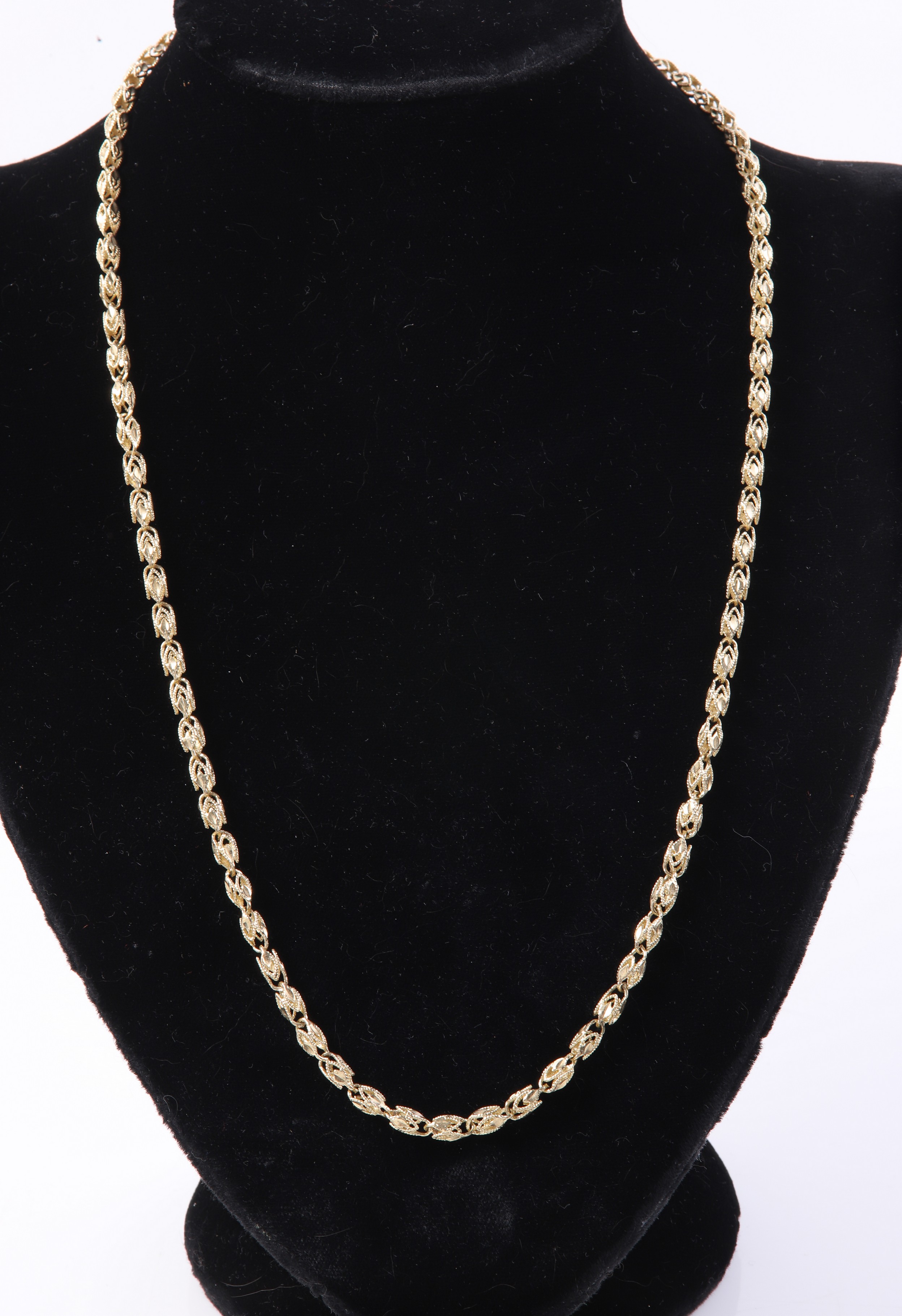 14K Yellow gold fancy link necklace,