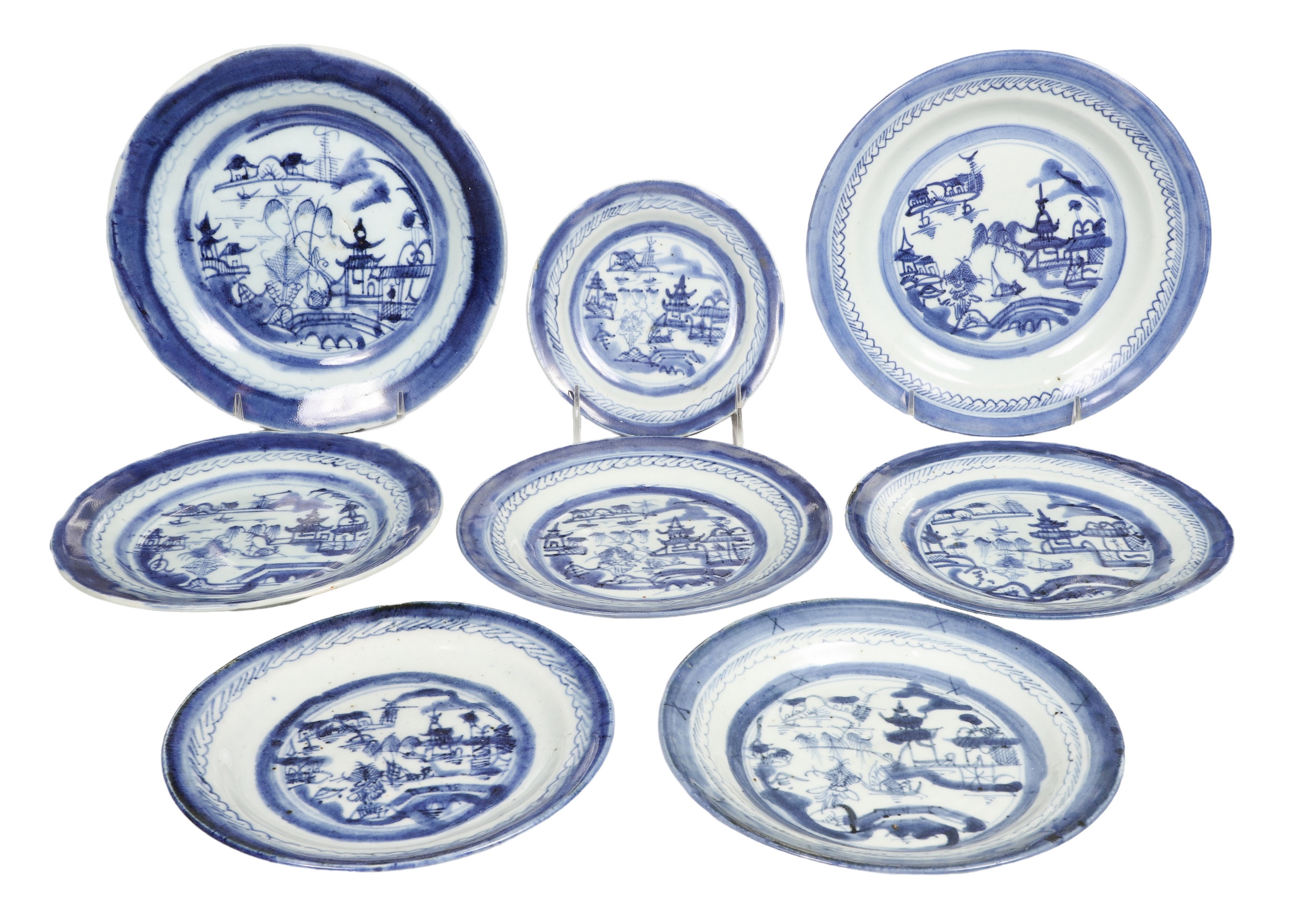  8 Chinese Canton export plates  2e1444