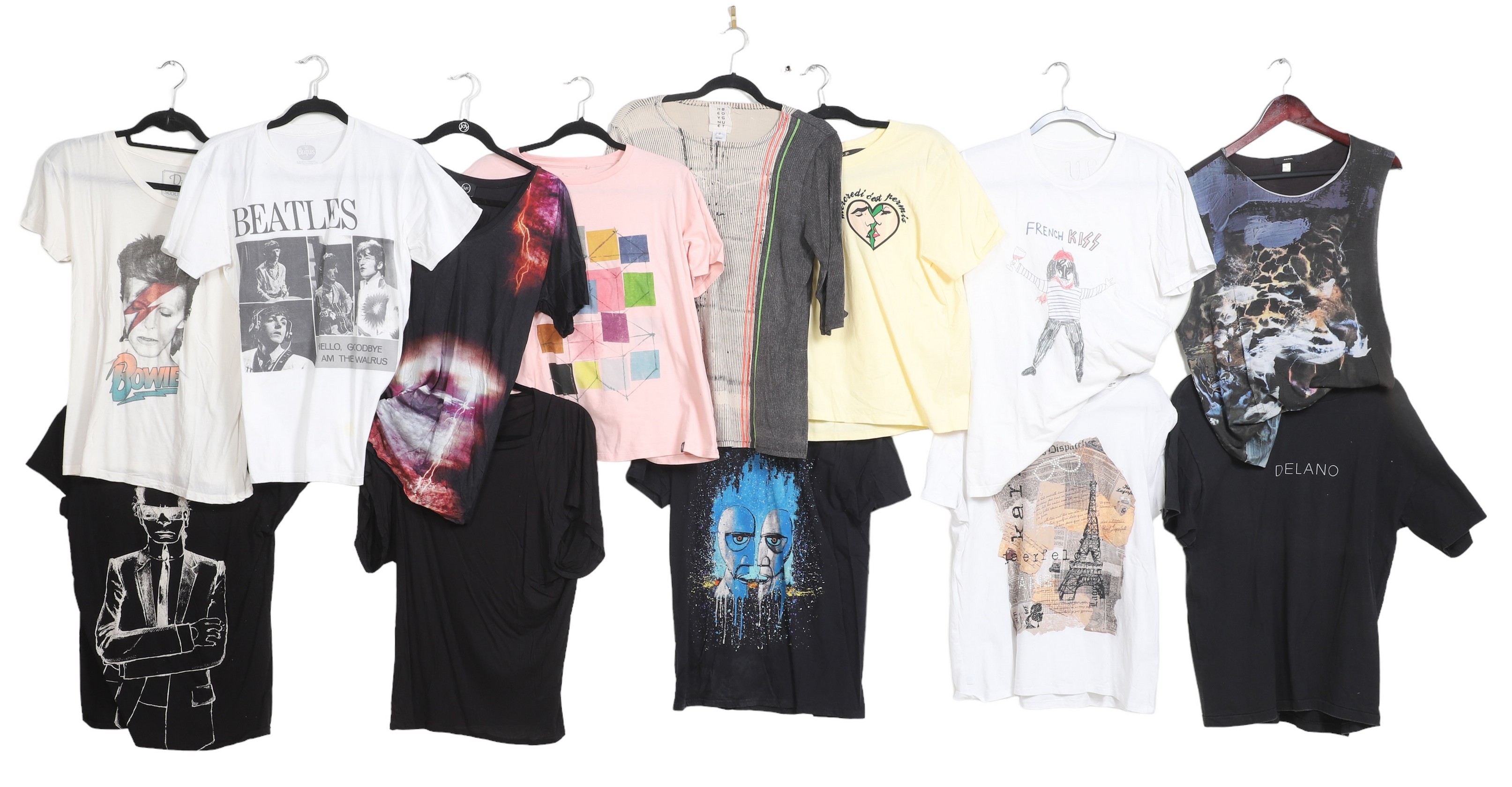 T-shirt grouping, modern, to include