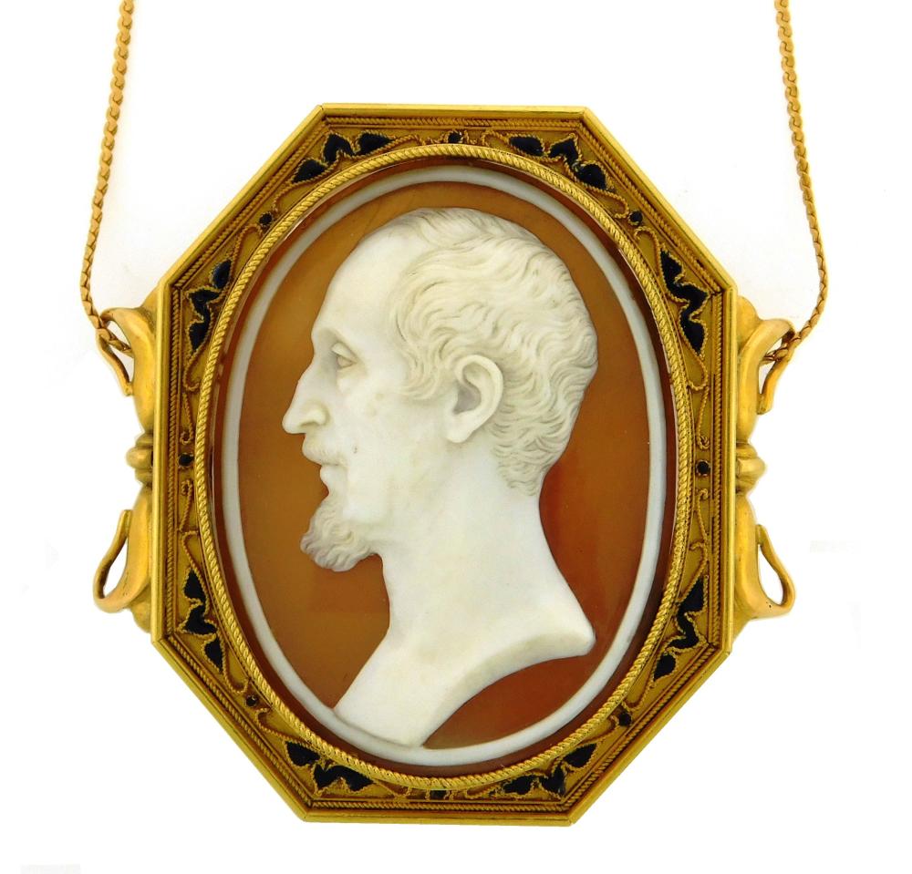 JEWELRY: 18K CAMEO PIN/PENDANT WITH