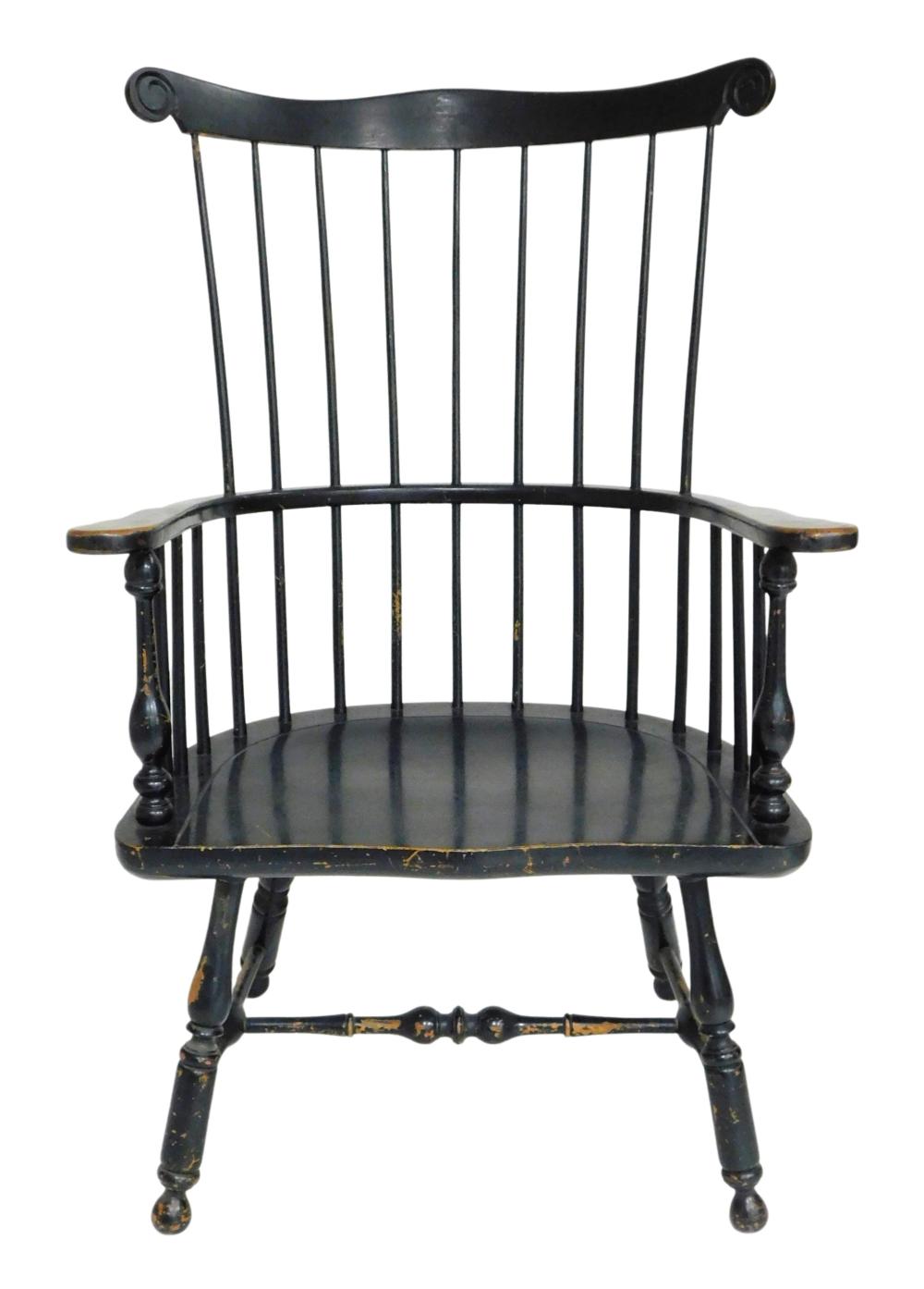 COMB BACK REPRODUCTION WINDSOR CHAIR,