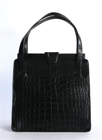 Nettie Rosenstein black alligator 4985f