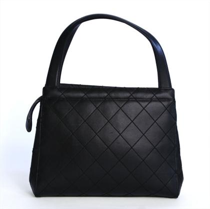 Black leather Chanel handbag  49876