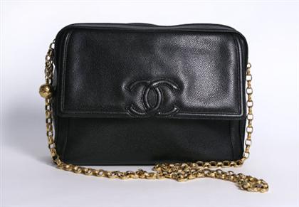 Black Chanel caviar leather purse 4988b