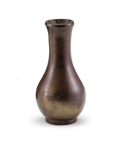 Chinese bronze pear form vase 