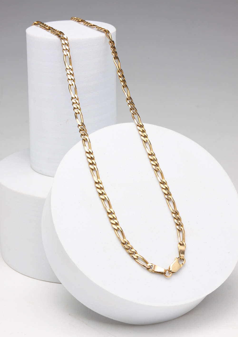 14 KARAT GOLD FIGARO CHAIN 20  2df947