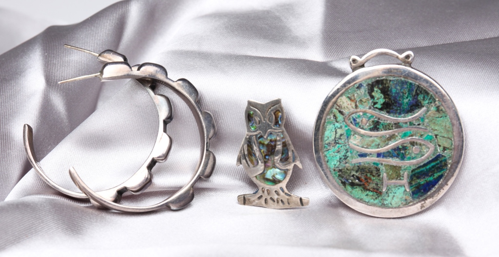 VINTAGE MEXICAN STERLING JEWELRY.