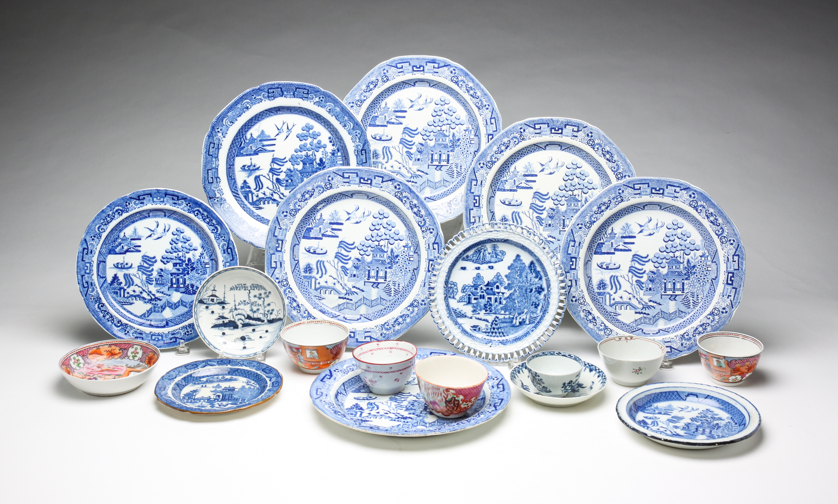 ENGLISH TRANSFERWARE INCLUDING DR. WALL.