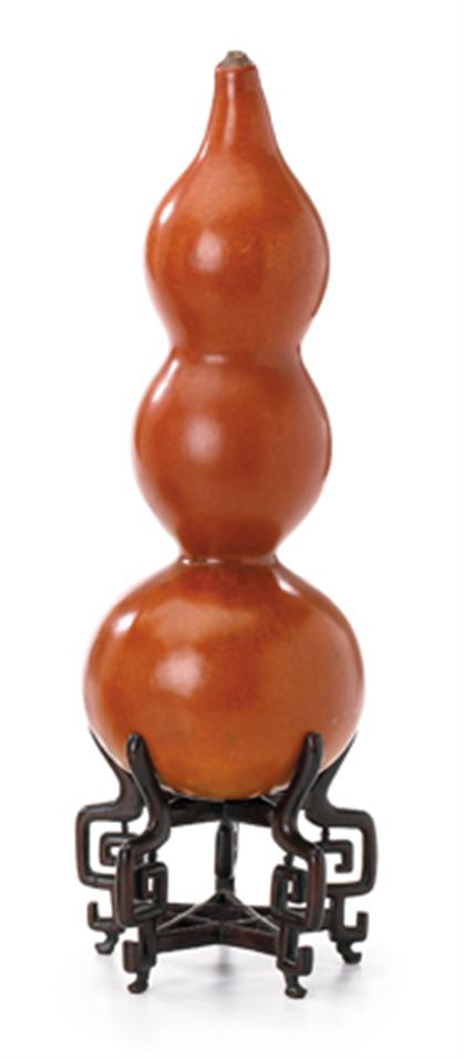 Fine triple gourd and stand  49908